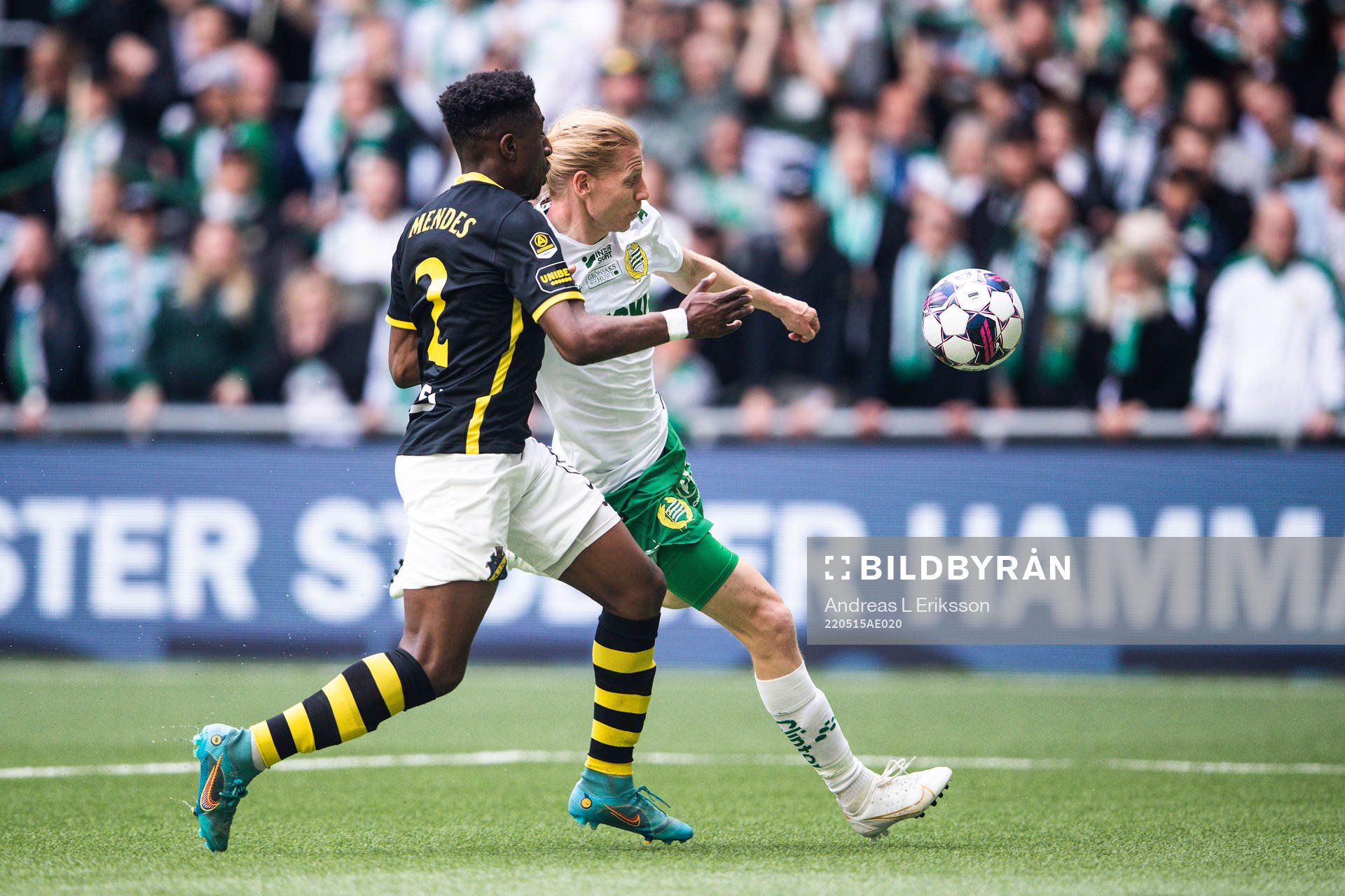 s Josafat Mendes och Hammarbys Gustav Ludwigson
