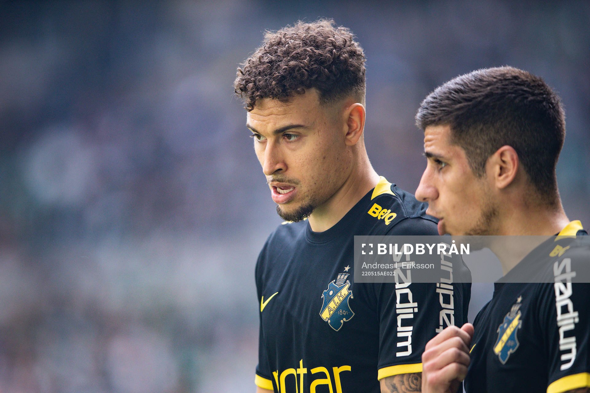 s Jordan Larsson och Nicolas Stefanelli deppar