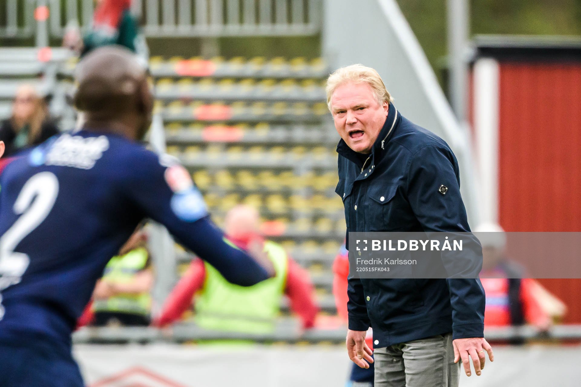 Helsingborgs tränare Jörgen Lennartsson under fotbollsmatchen i Allsvenskan mellan Degerfors och Helsingborg den 15 maj 2022 i Degerfors.