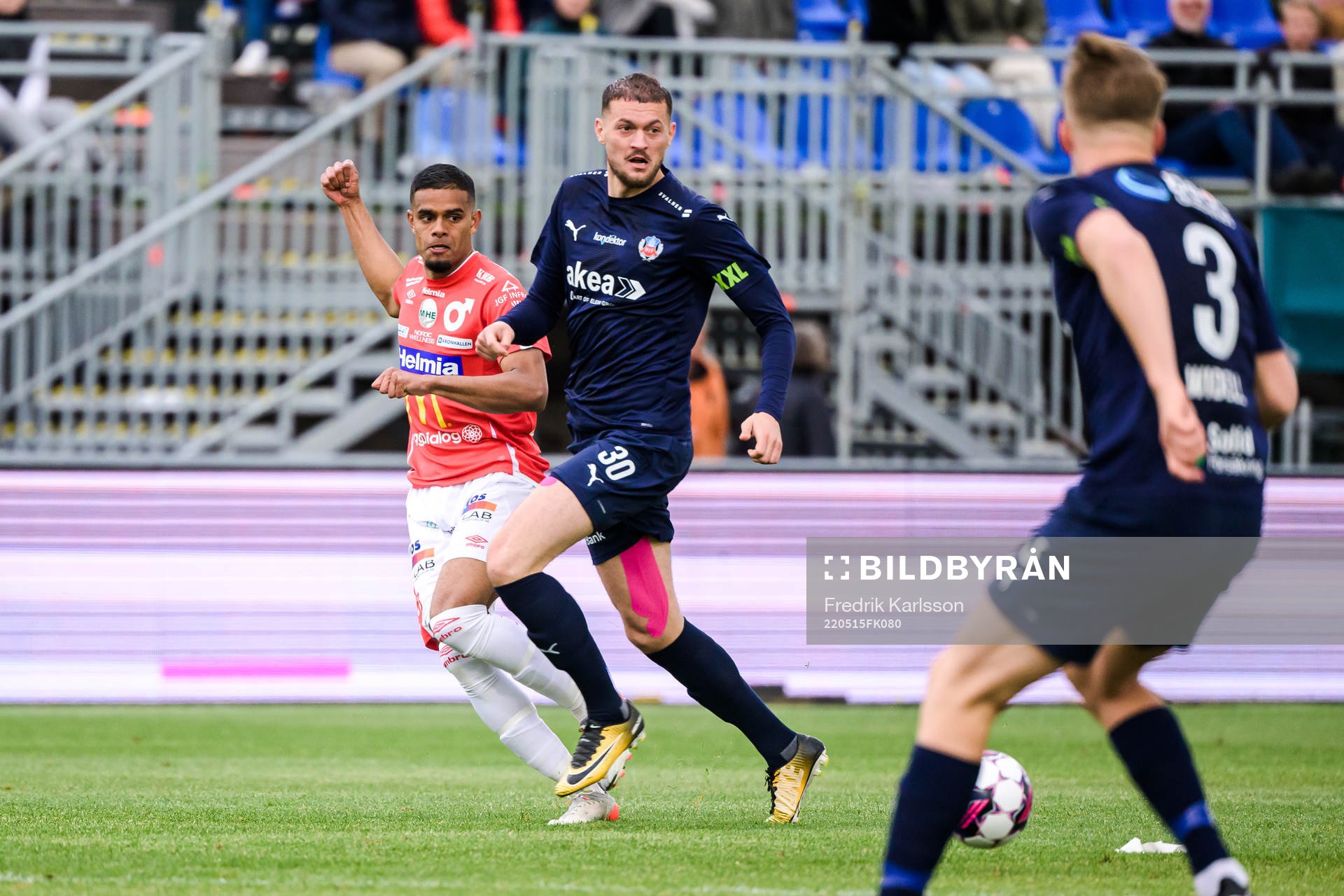 Degerfors Adhavan Rajamohan och Helsingborgs Albert Ejupi