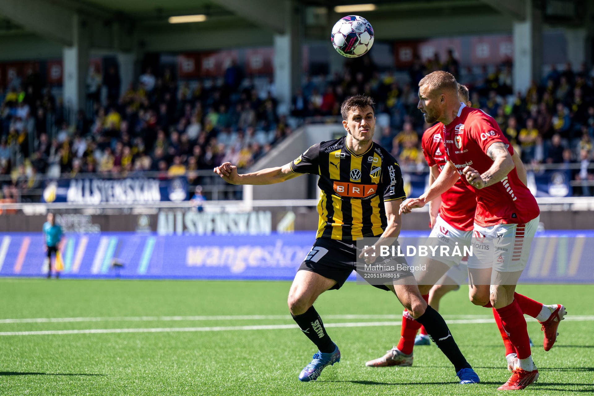 Häckens Alexander Jeremejeff och Kalmars Rasmus Sjöstedt