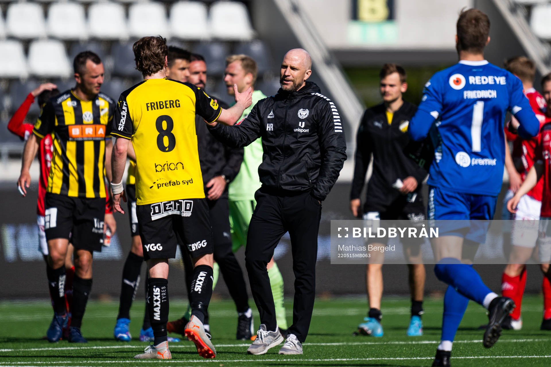 Häckens Erik Friberg och Kalmars tränare Henrik Rydström