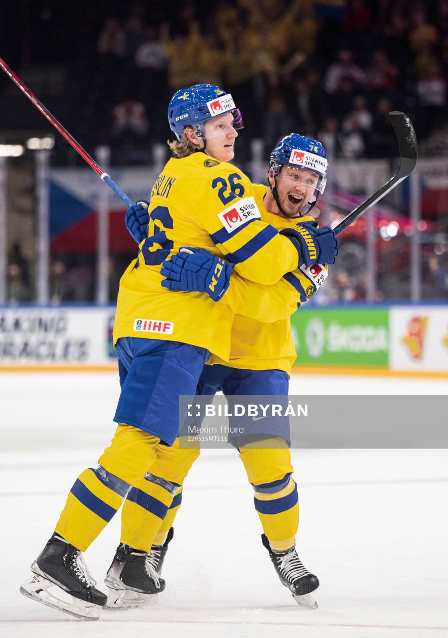 Rasmus Dahlin and Rasmus Asplund of Sweden celebrates