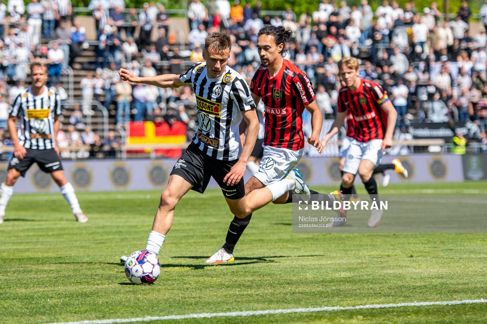 Landskronas Melker Heier  och Brommapojkarnas Monir Jelassi