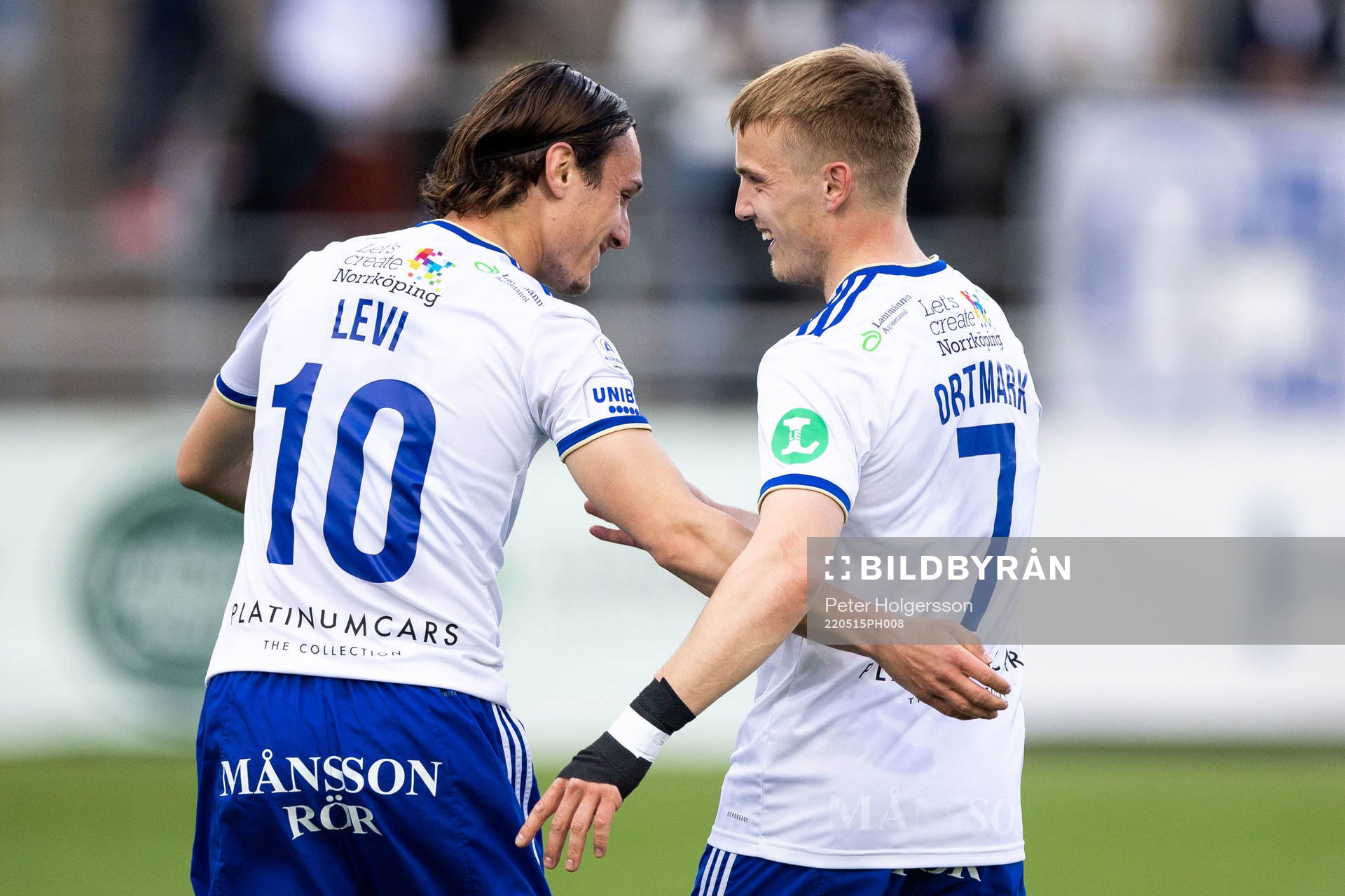 IFK Norrköpings Jonathan Levi och Jacob Ortmark jublar