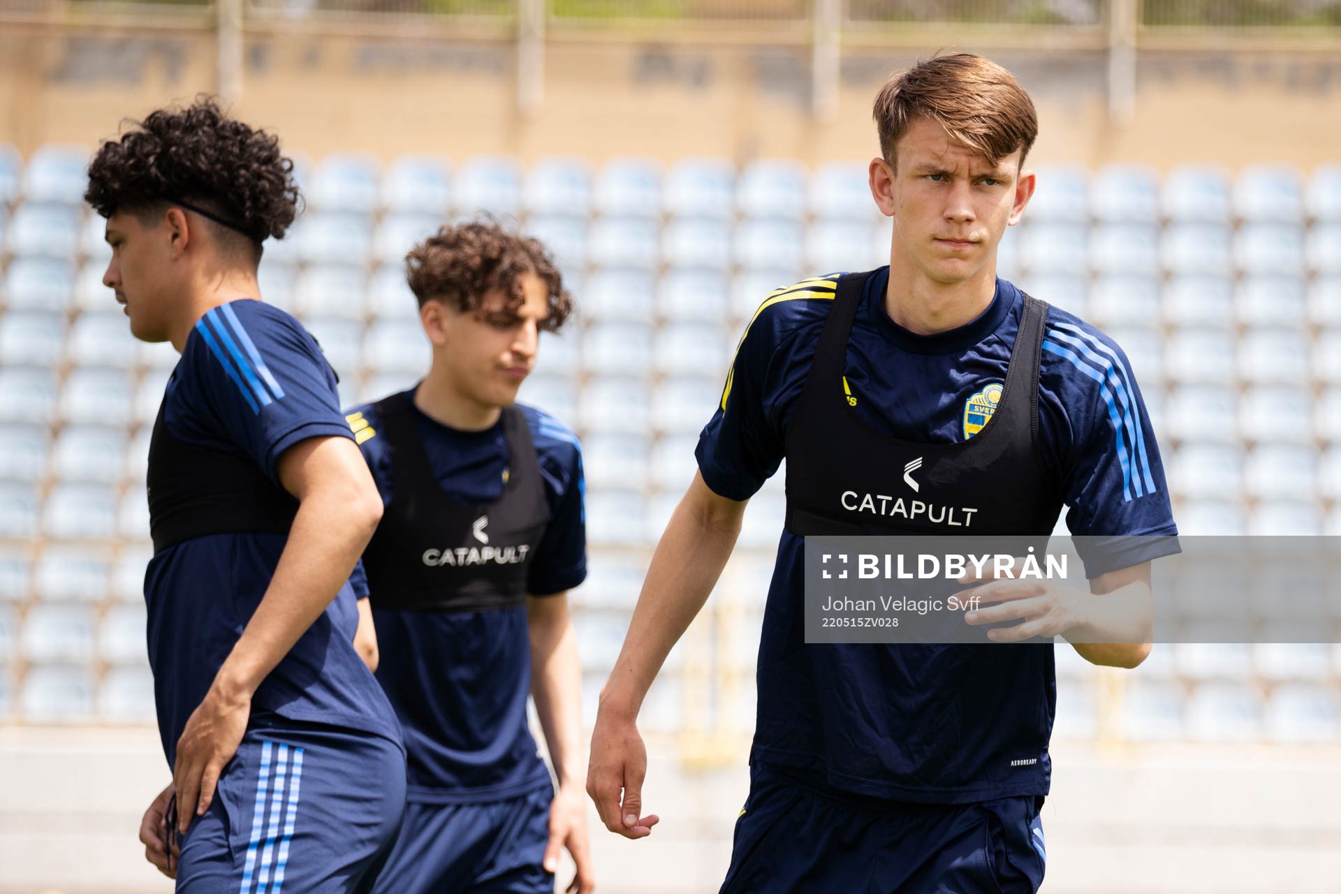 I denna handout-bild från Svenska Fotbollförbundet syns Kazper Karlsson som tränar inför U17-EM den 15 maj 2022 i Tel Aviv.