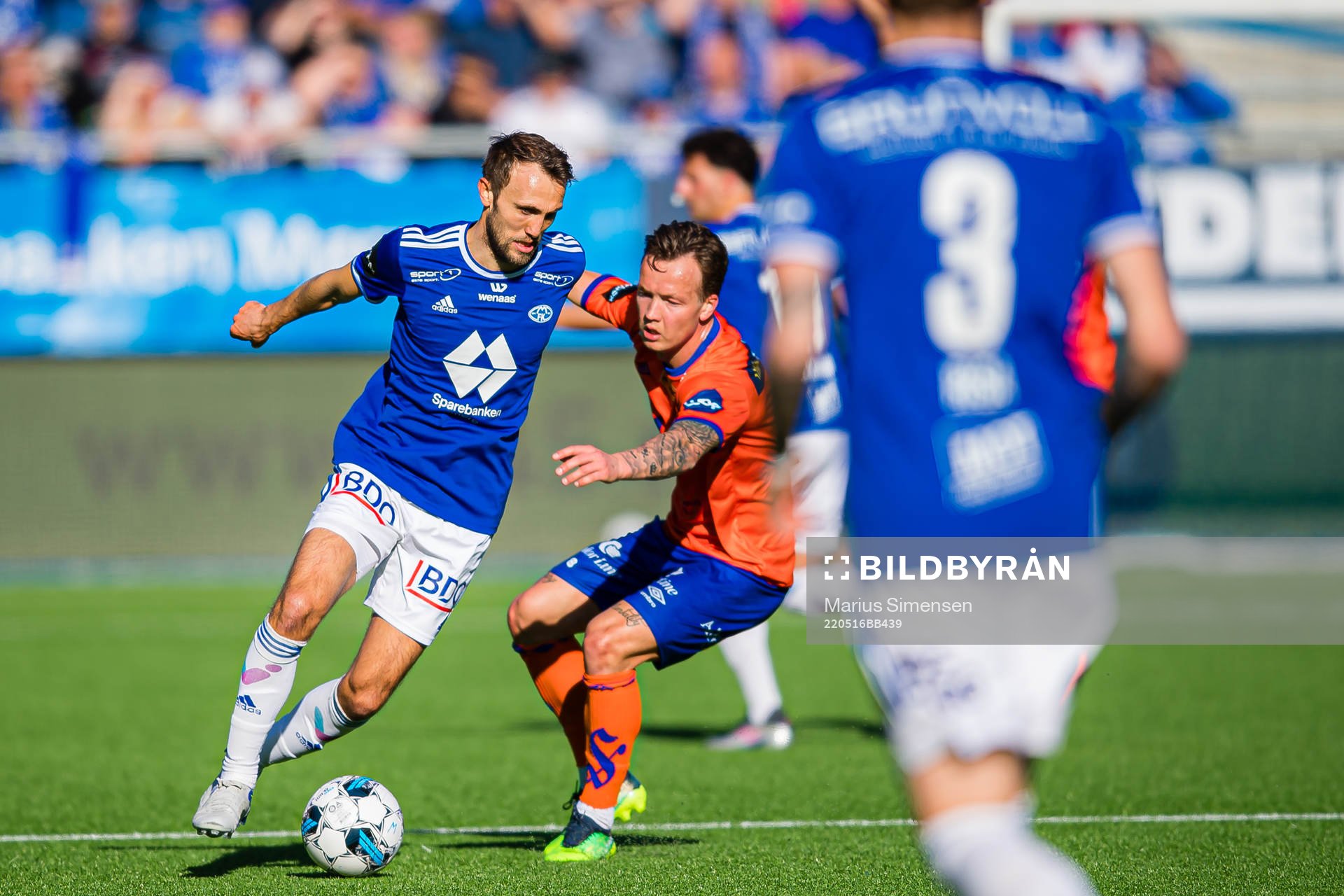 Magnus Wolff Eikrem of Molde and Fredrik Haugen of Aalesund