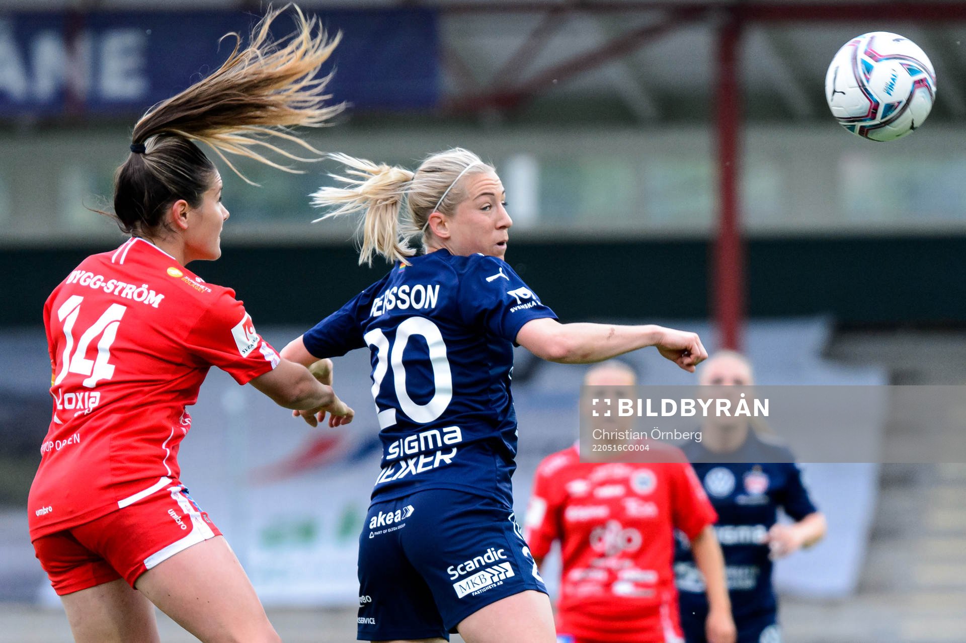 Örebros Carly Wickenheiser och Rosengårds Mia Persson
