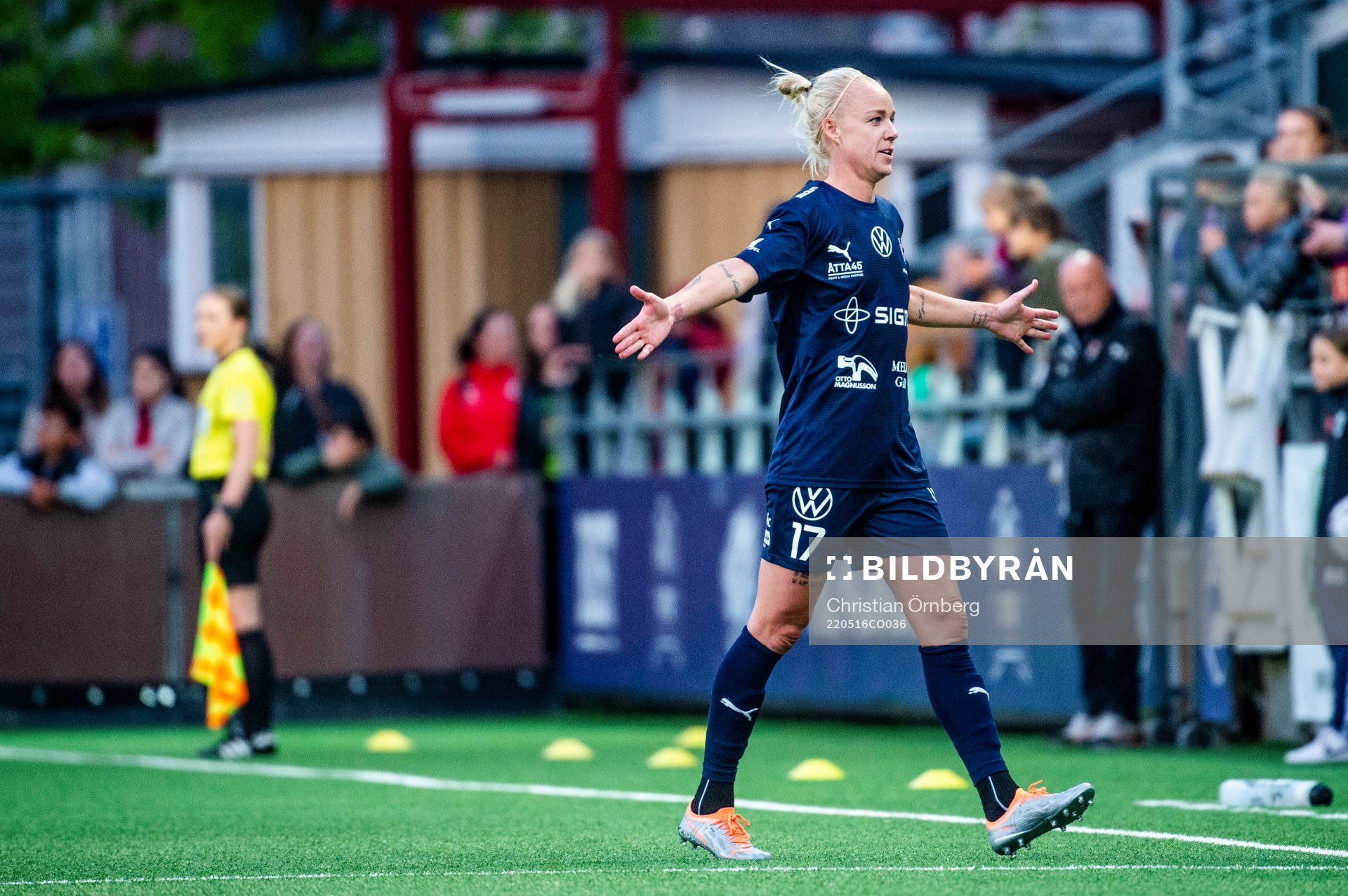 Rosengårds Caroline Seger jublar
