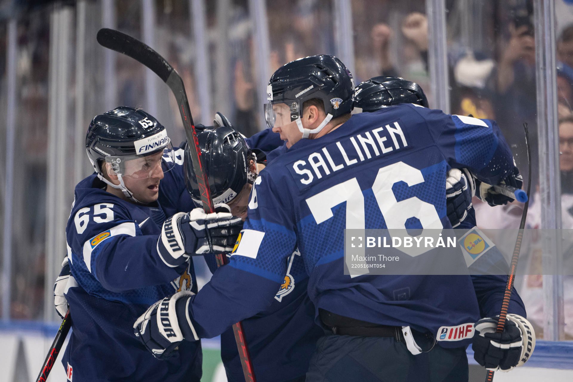 Mikael Granlund of Finland celebrate with Saku Mäenalanen
