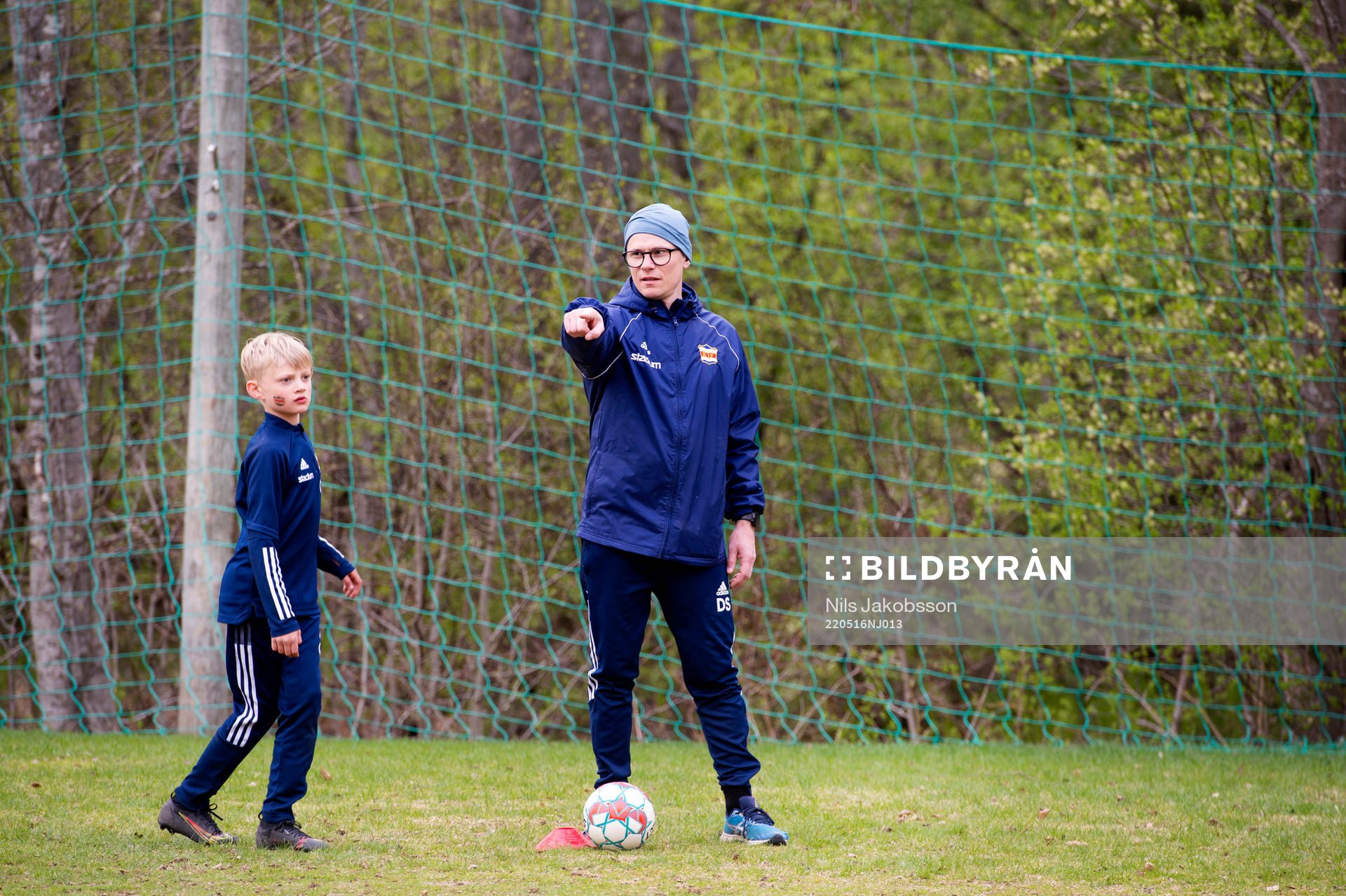 Tränare David Stoll och Charlie Strandelin i Kovlands IF