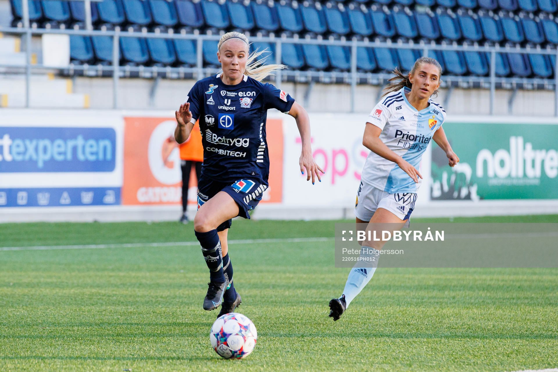 Linköpings Stina Lennartsson och Djurgårdens Kamilla