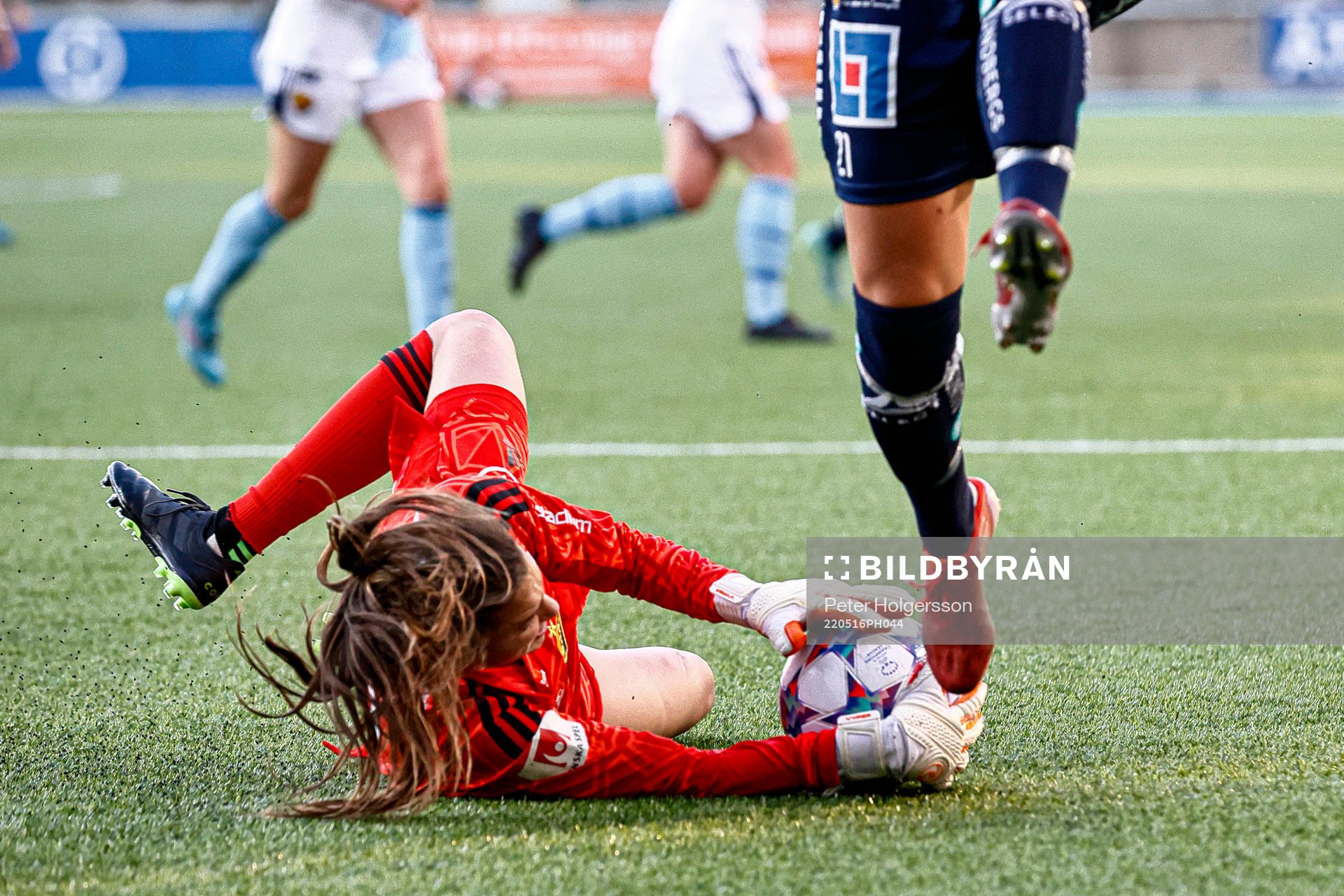 Räddning av Djurgårdens målvakt Kelsey Daugherty