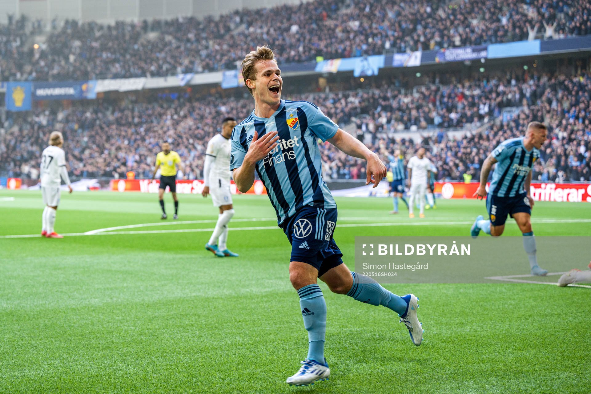 Djurgårdens Hampus Finndell jublar
