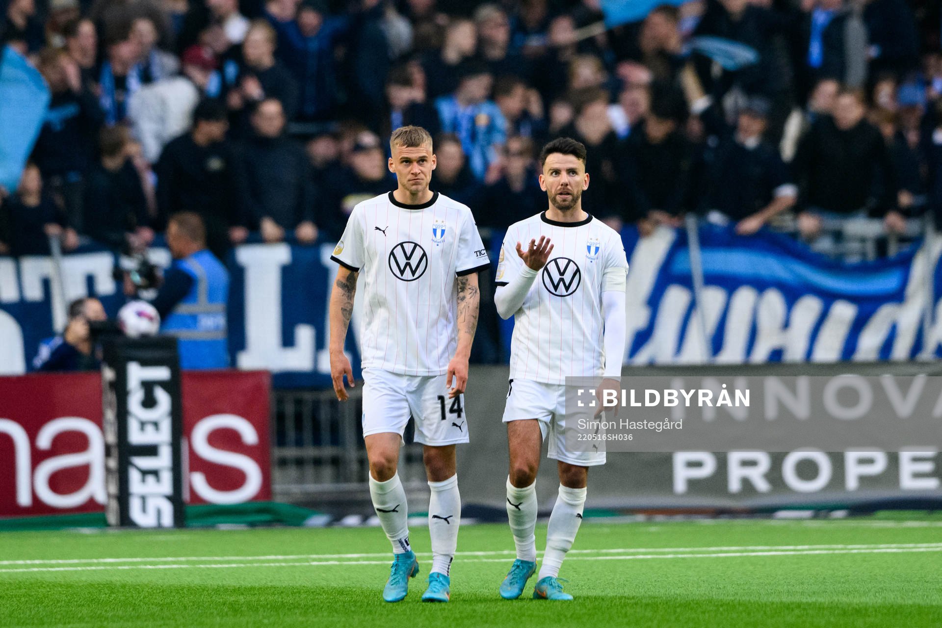 Malmö FFs Felix Beijmo och Erdal Rakip deppar