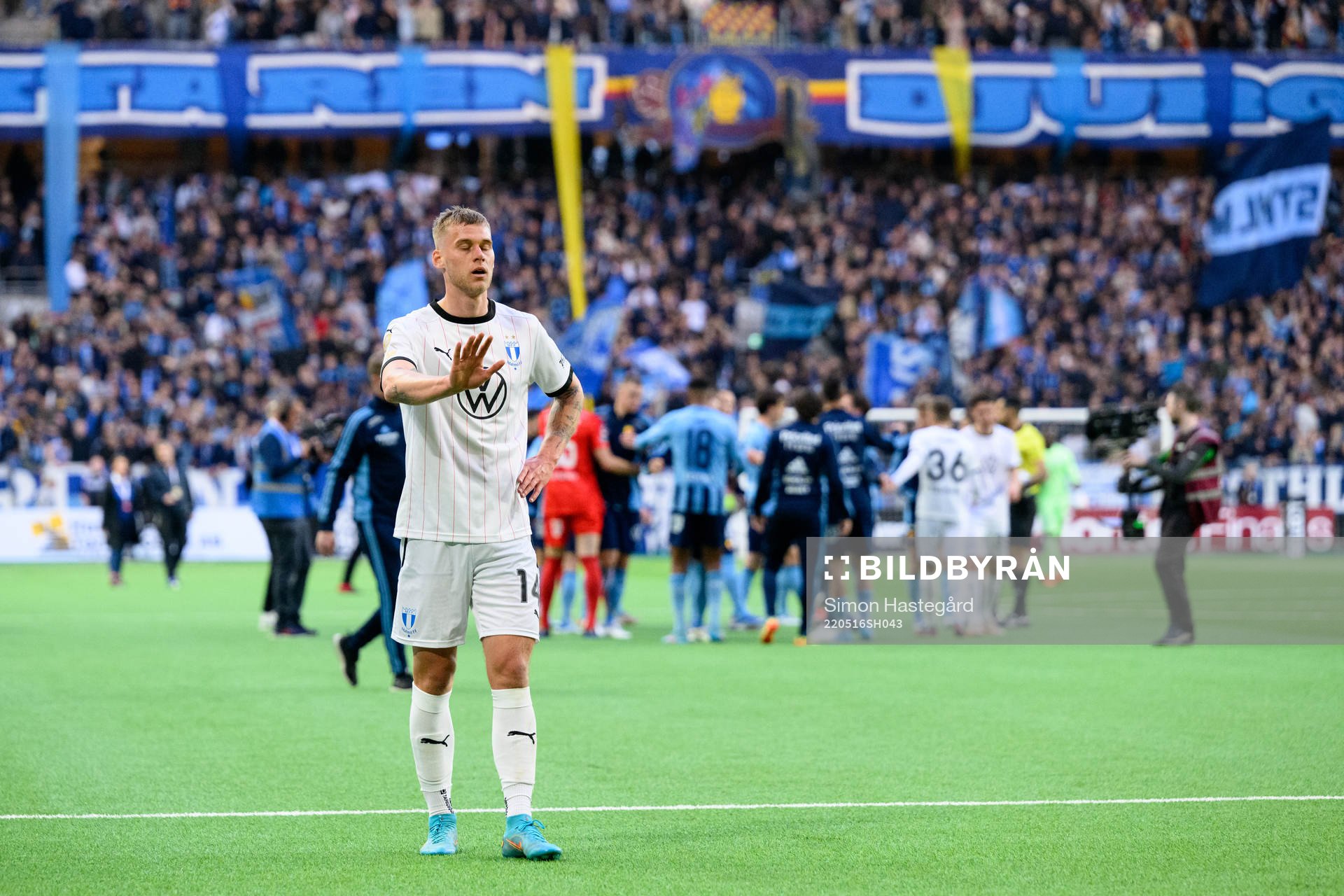 Malmö FFs Felix Beijmo deppar