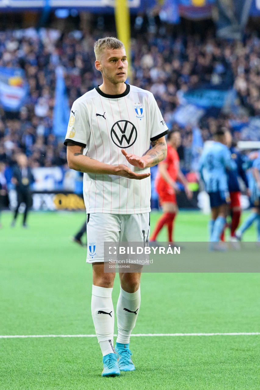 Malmö FFs Felix Beijmo deppar