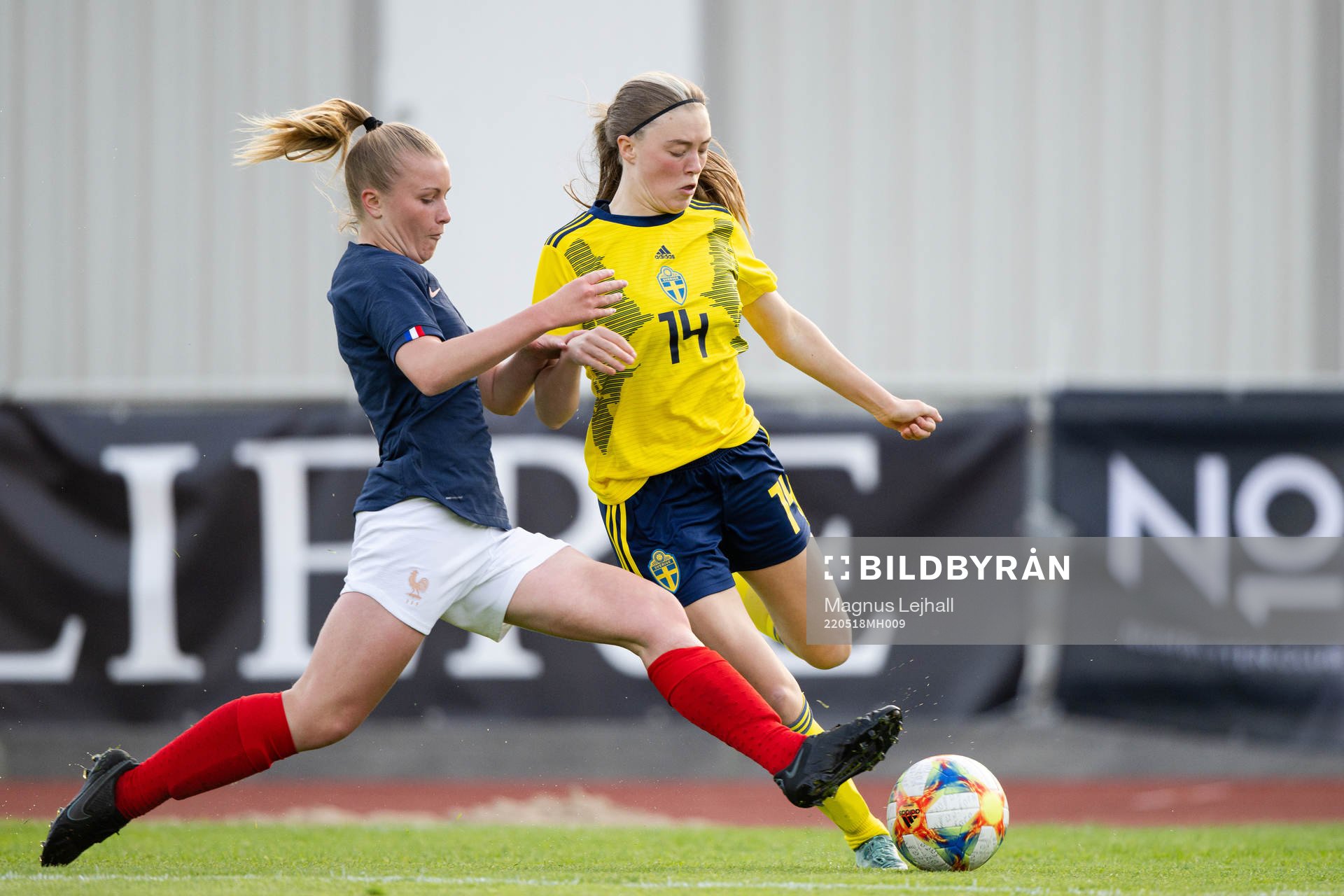 Frankrikes Laura Obrecht och Sveriges Ida Björnberg