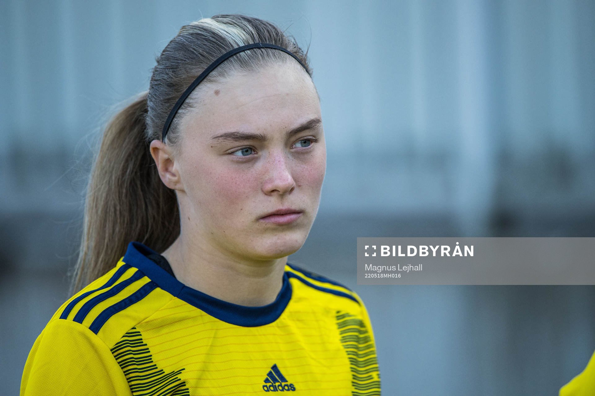 Sveriges Ida Björnberg innan F16 landskampen i fotboll