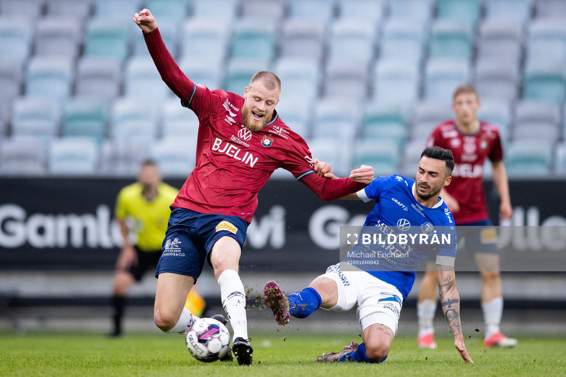 Örgrytes Elias Gustafson och Trelleborgs Simon Amin