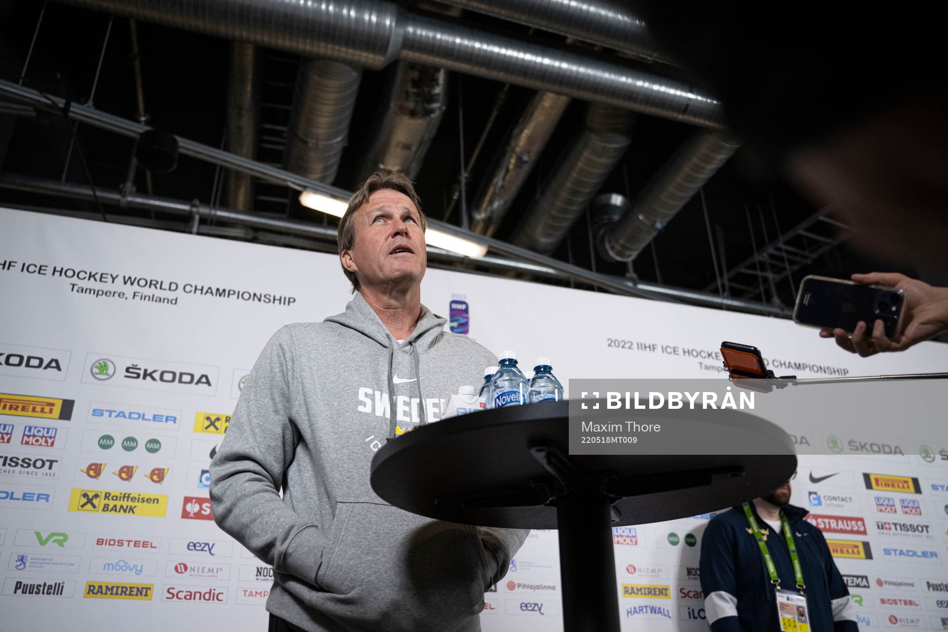 Head coach Johan Garpenlöv of Sweden