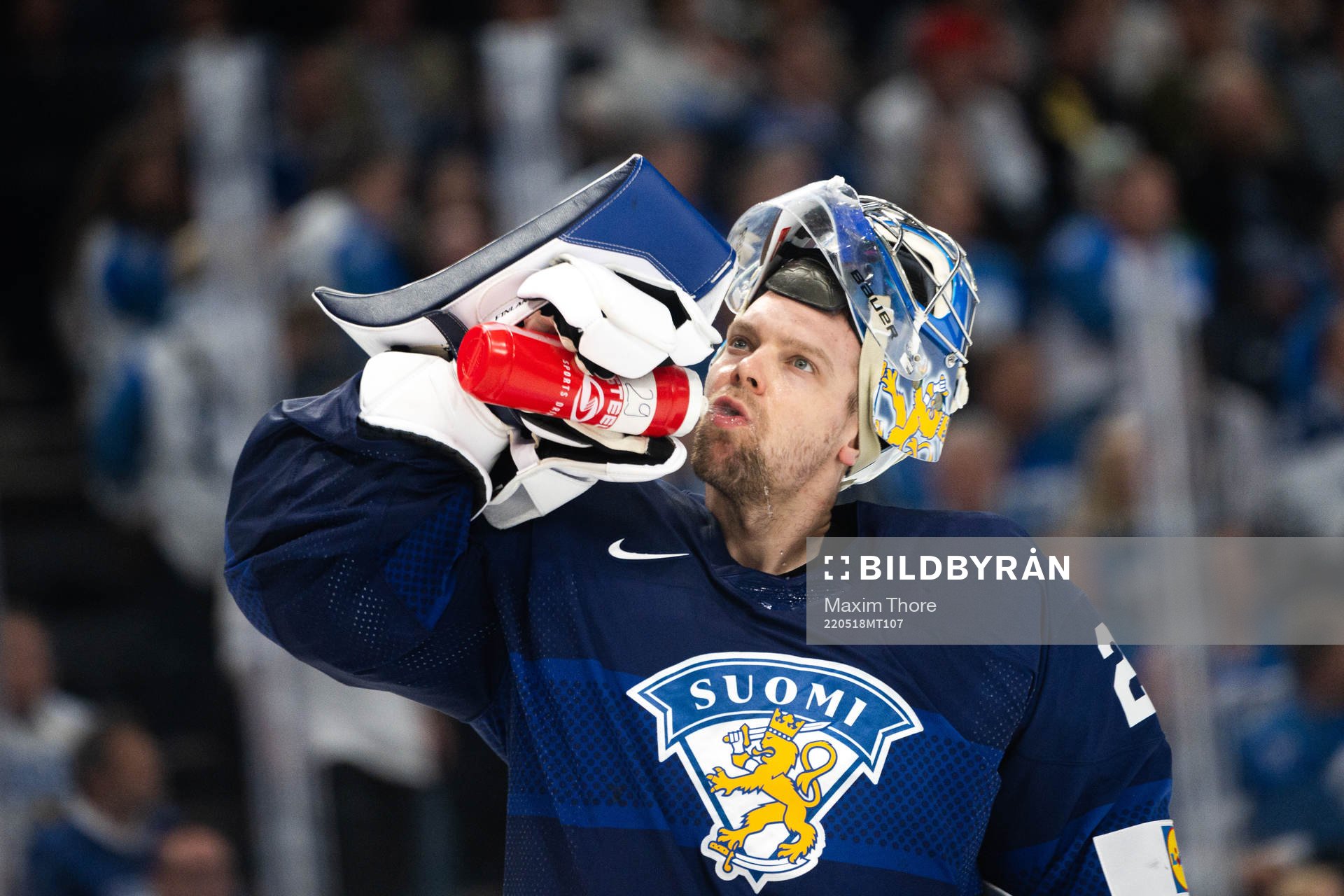 Goaltender Harri Säteri of Finland