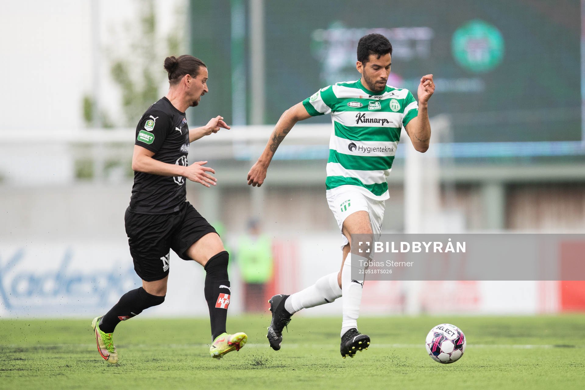 Jönköpings Edin Hamidovic och Västerås Pedro Ribeiro