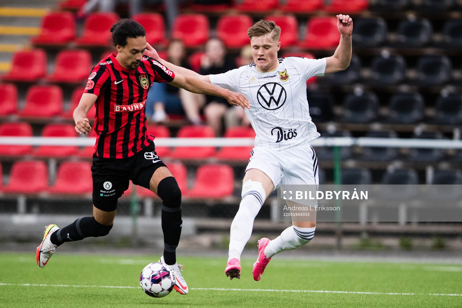Brommapojkarnas Monir Jelassi och Östersunds Sebastian