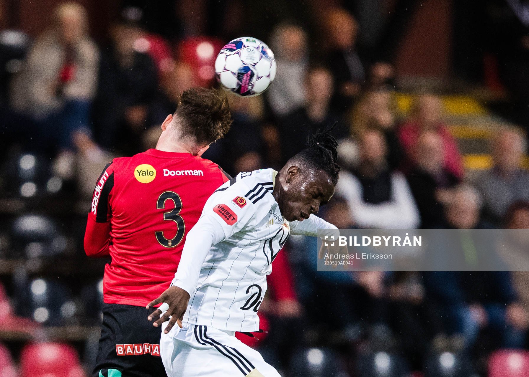Brommapojkarnas Alexander Abrahamsson och Östersunds