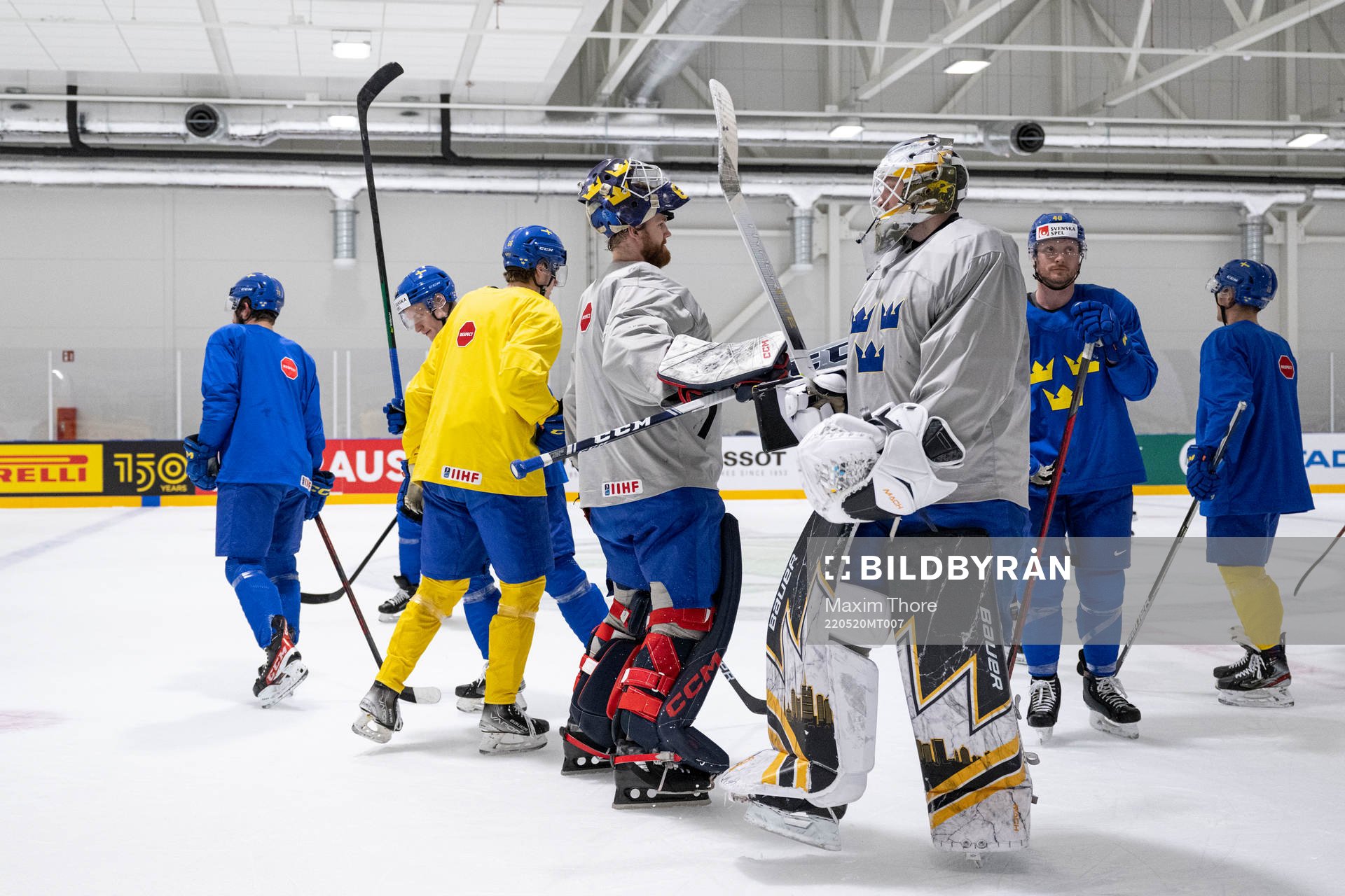 Goaltender Marcus Högberg and goaltender Linus Ullmark at