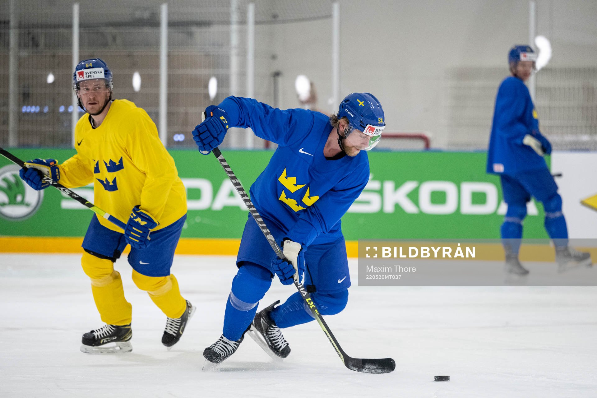 Jonathan Pudas and Anton Lindholm at a practice session