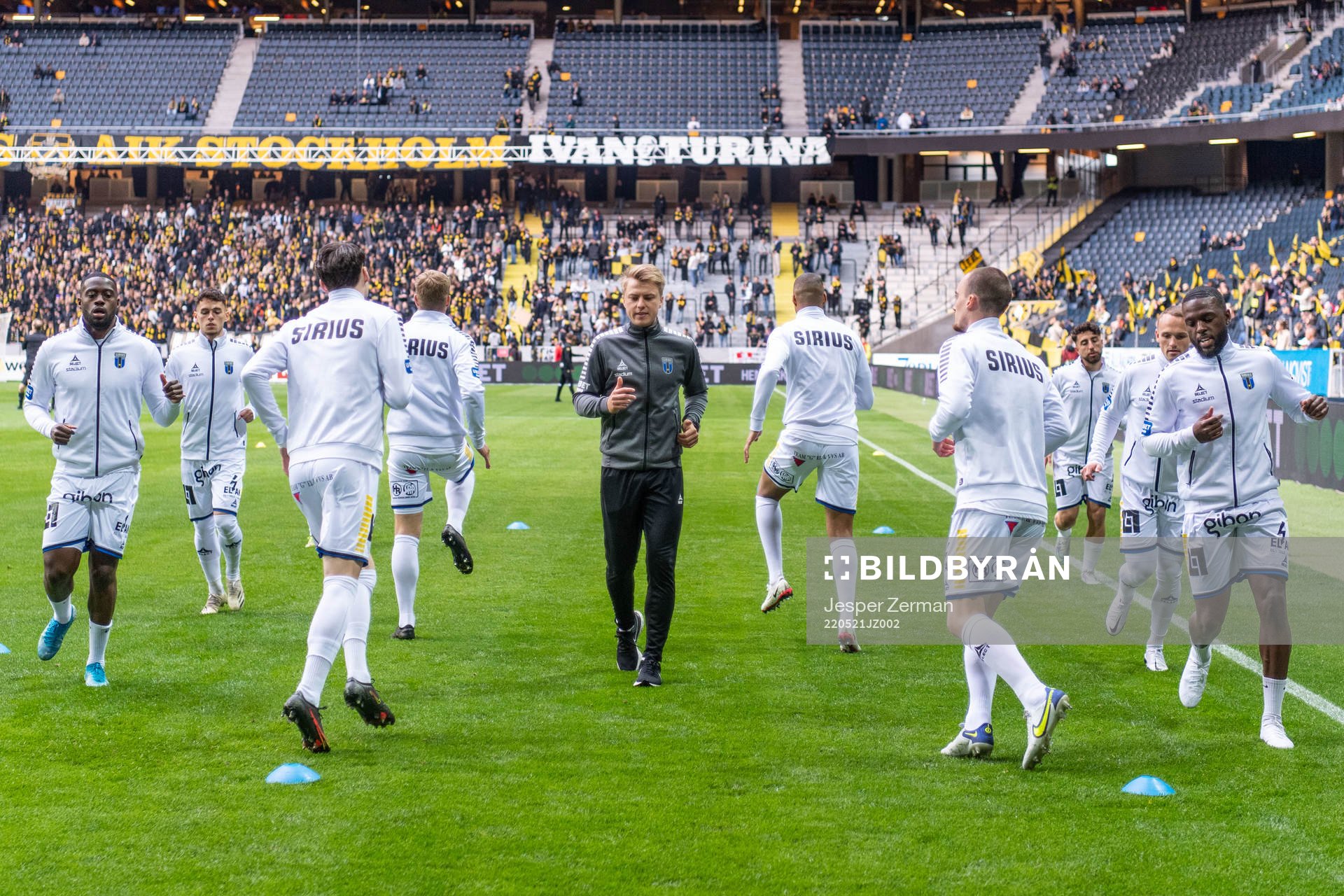 Sirius spelare värmer upp