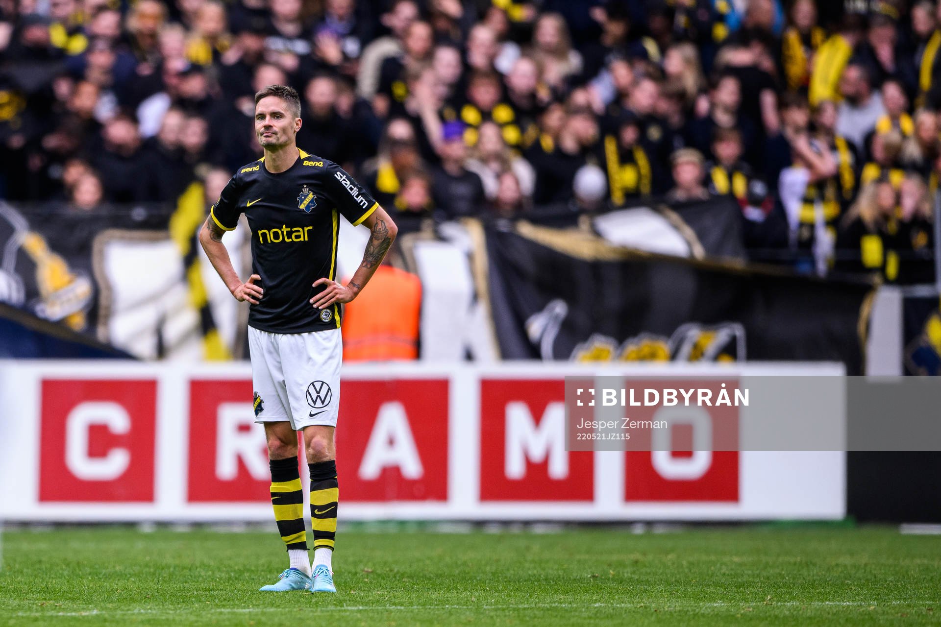 s Mikael Lustig deppar