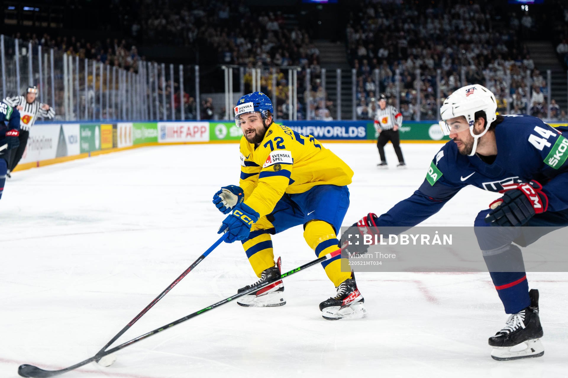 Emil Bemström of Sweden and Jaycob Megna of USA