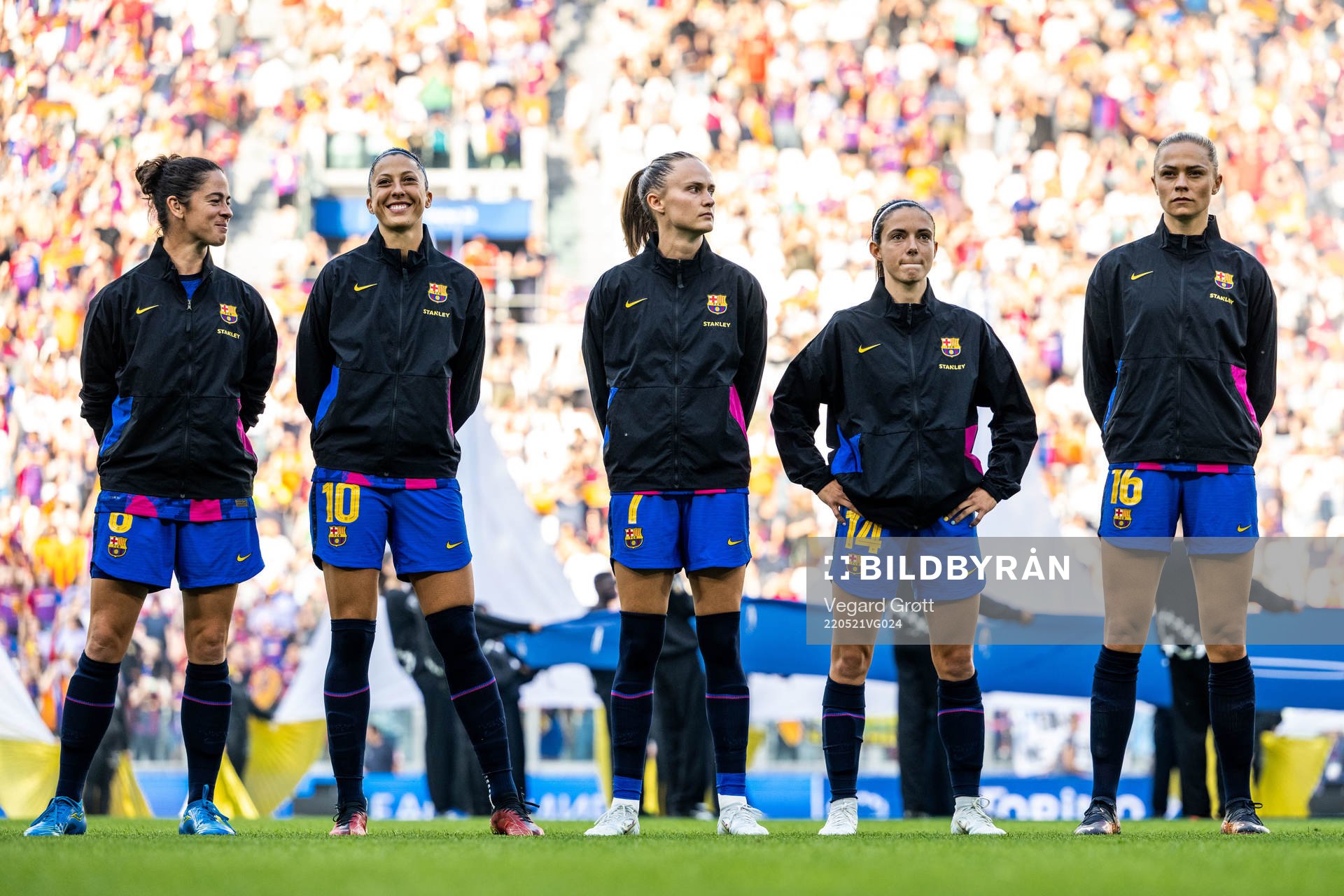 Marta Torrejon, Jennifer Hermoso, Caroline Graham Hansen, Aitana Bonmati and Fridolina Rolfö ahead of the UEFA Women's Champions League final match between Barcelona and Lyon on May 21, 2022 in Turin.