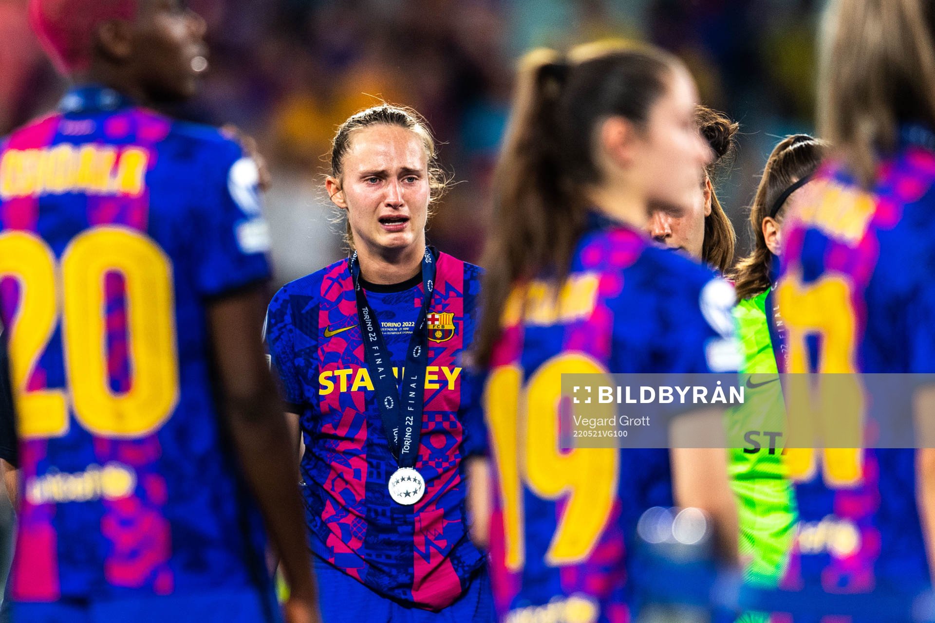 Caroline Graham Hansen of Barcelona looks dejected