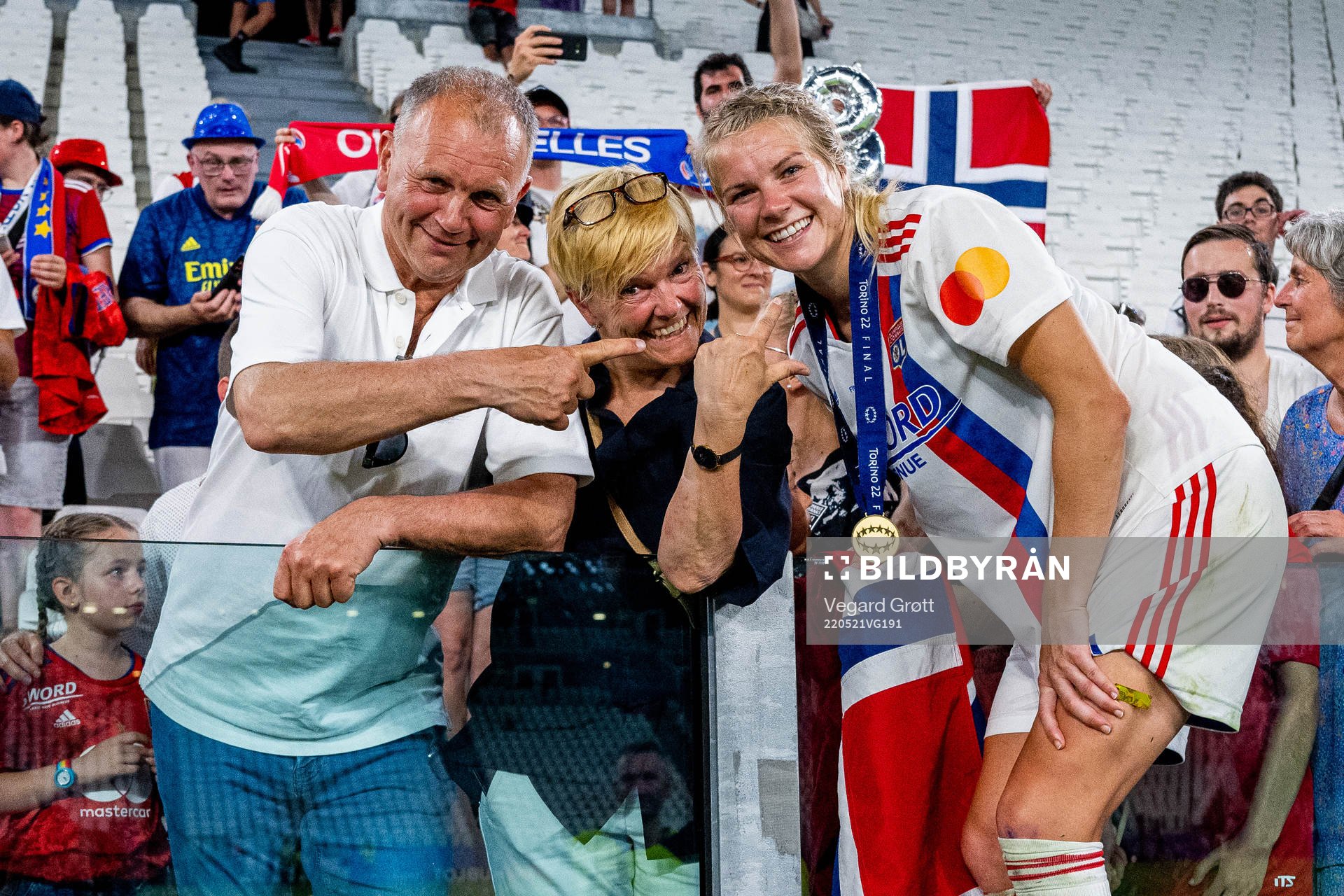 Ada Hegerberg of Lyon celebrates with her dad Stein Erik