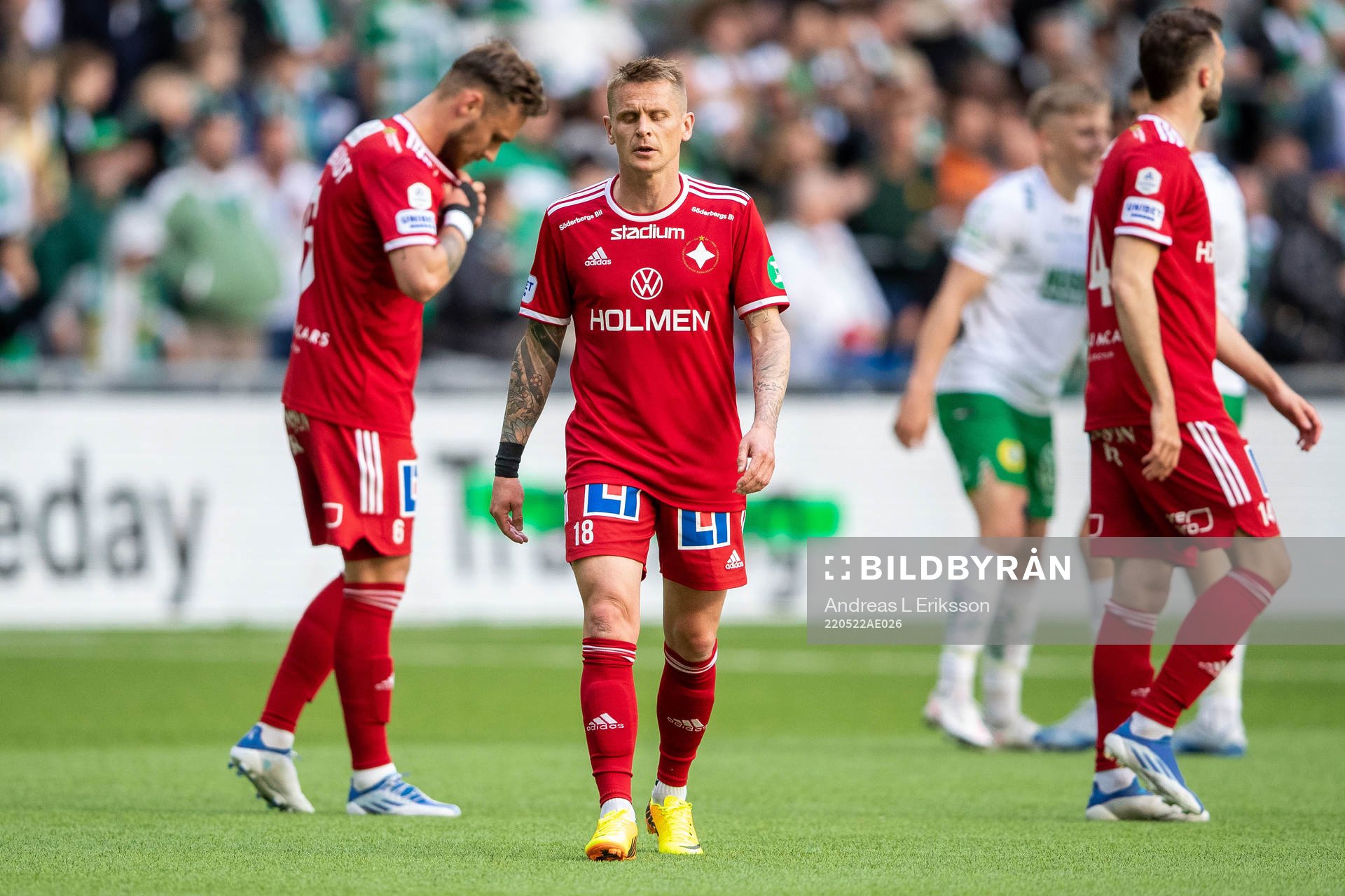 IFK Norrköpings Ari Freyr Skúlason deppar