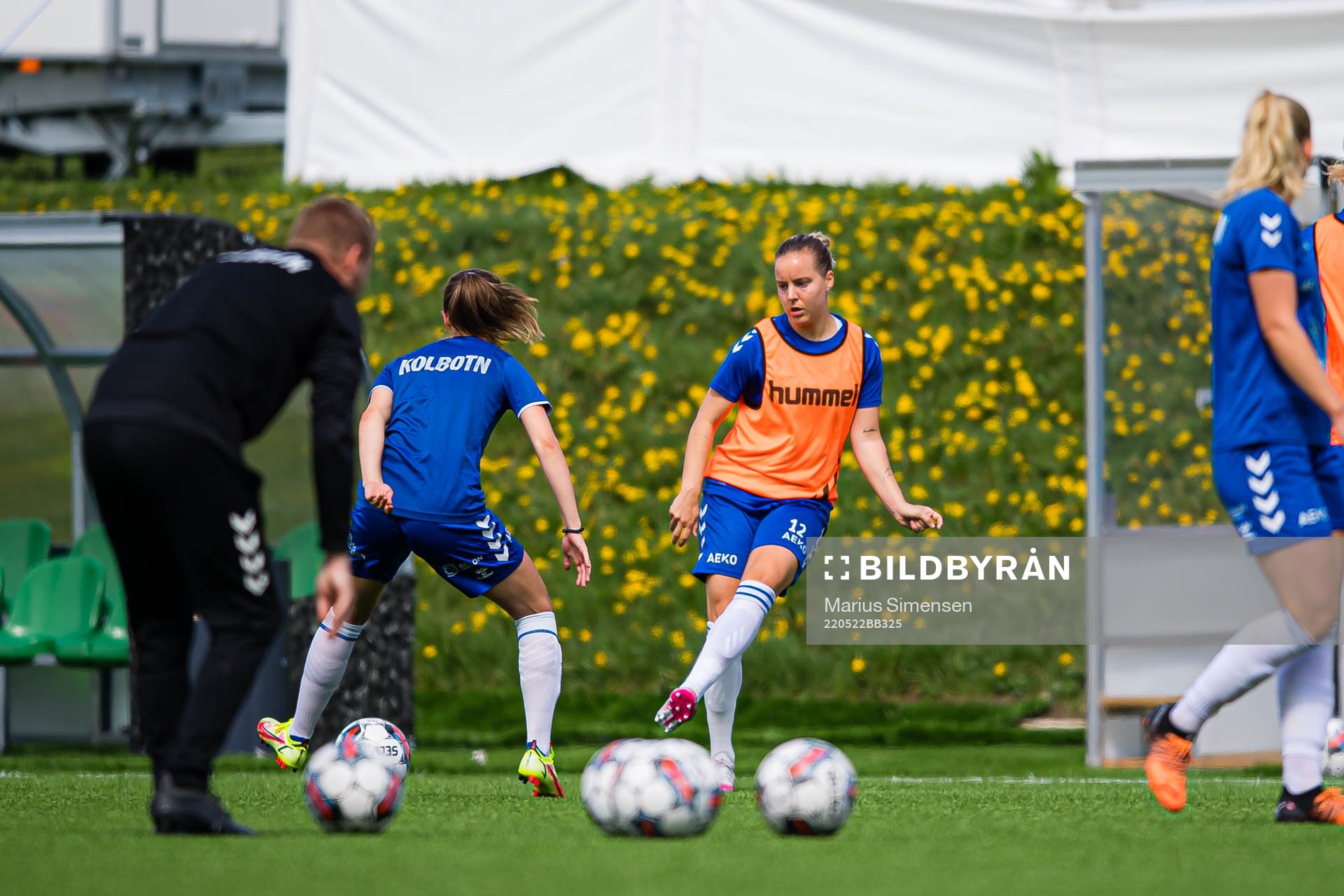 Fanny Alice Tess Lång of Kolbotn warms up