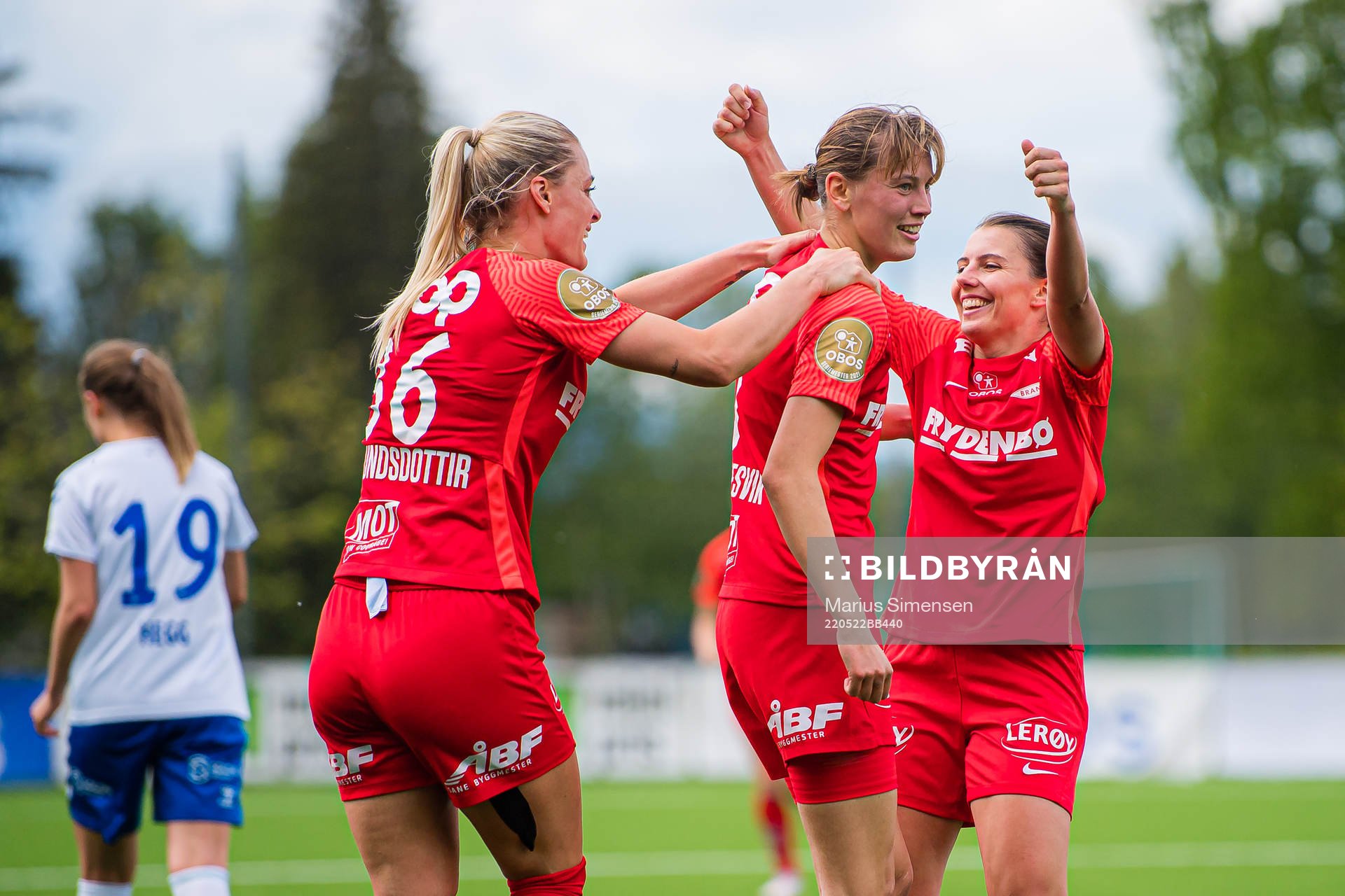 Rakel Engesvik of Brann celebrates