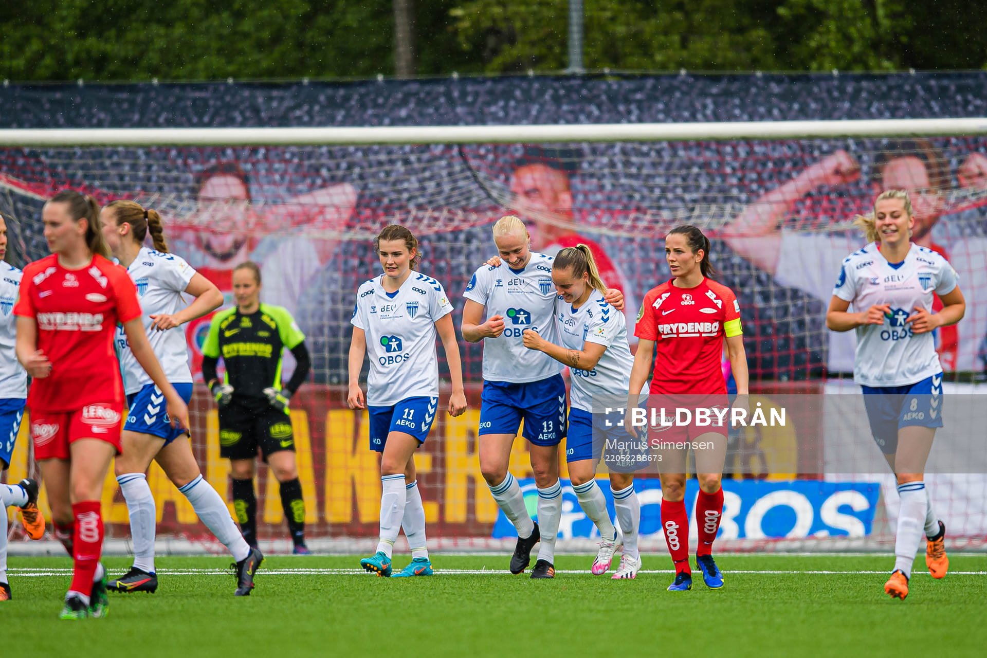 Sara Iren Lindbak Hørte of Kolbotn celebrates