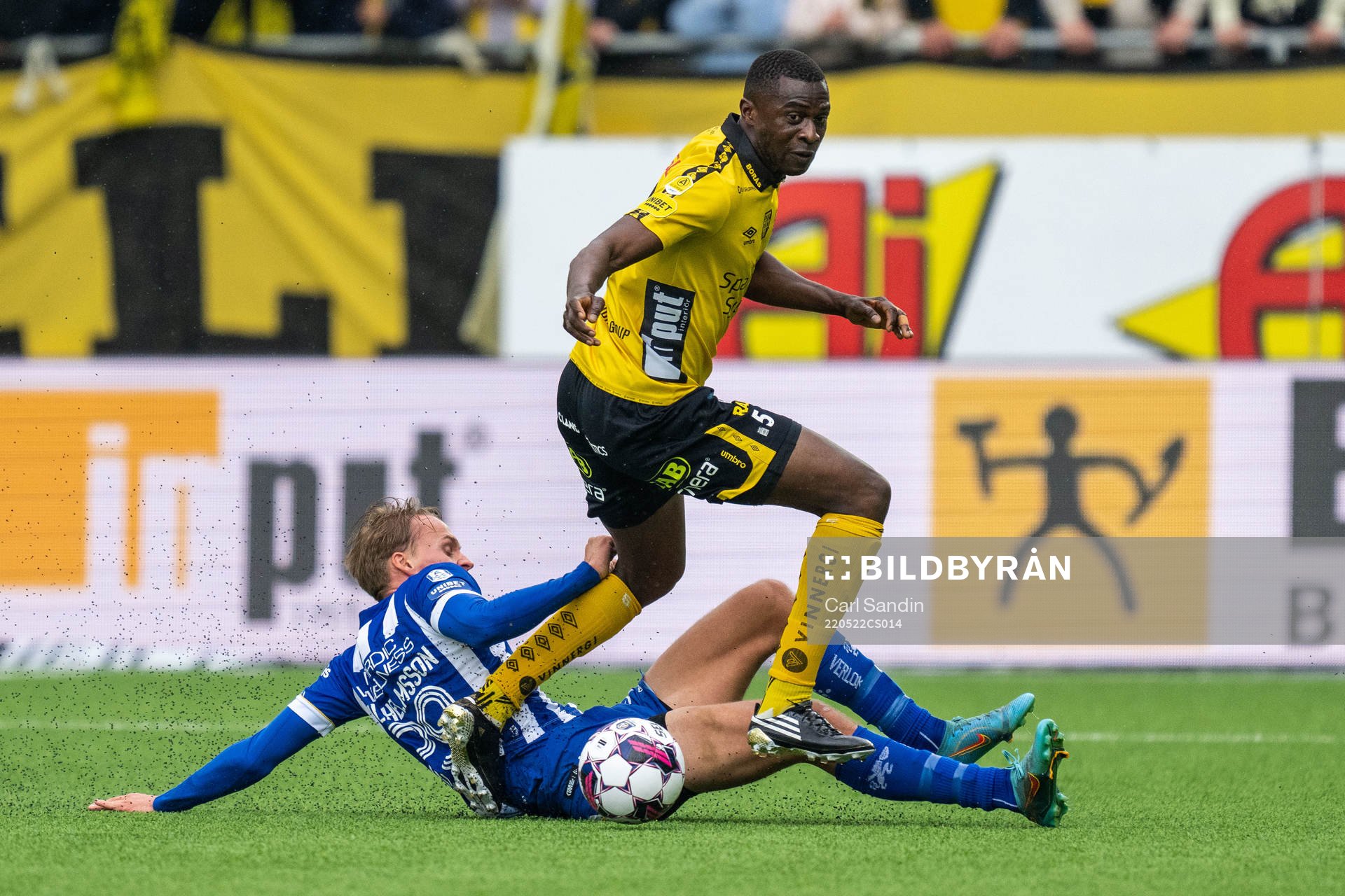 IFK Göteborgs Oscar Vilhelmsson och Elfsborgs Maudo Lamine