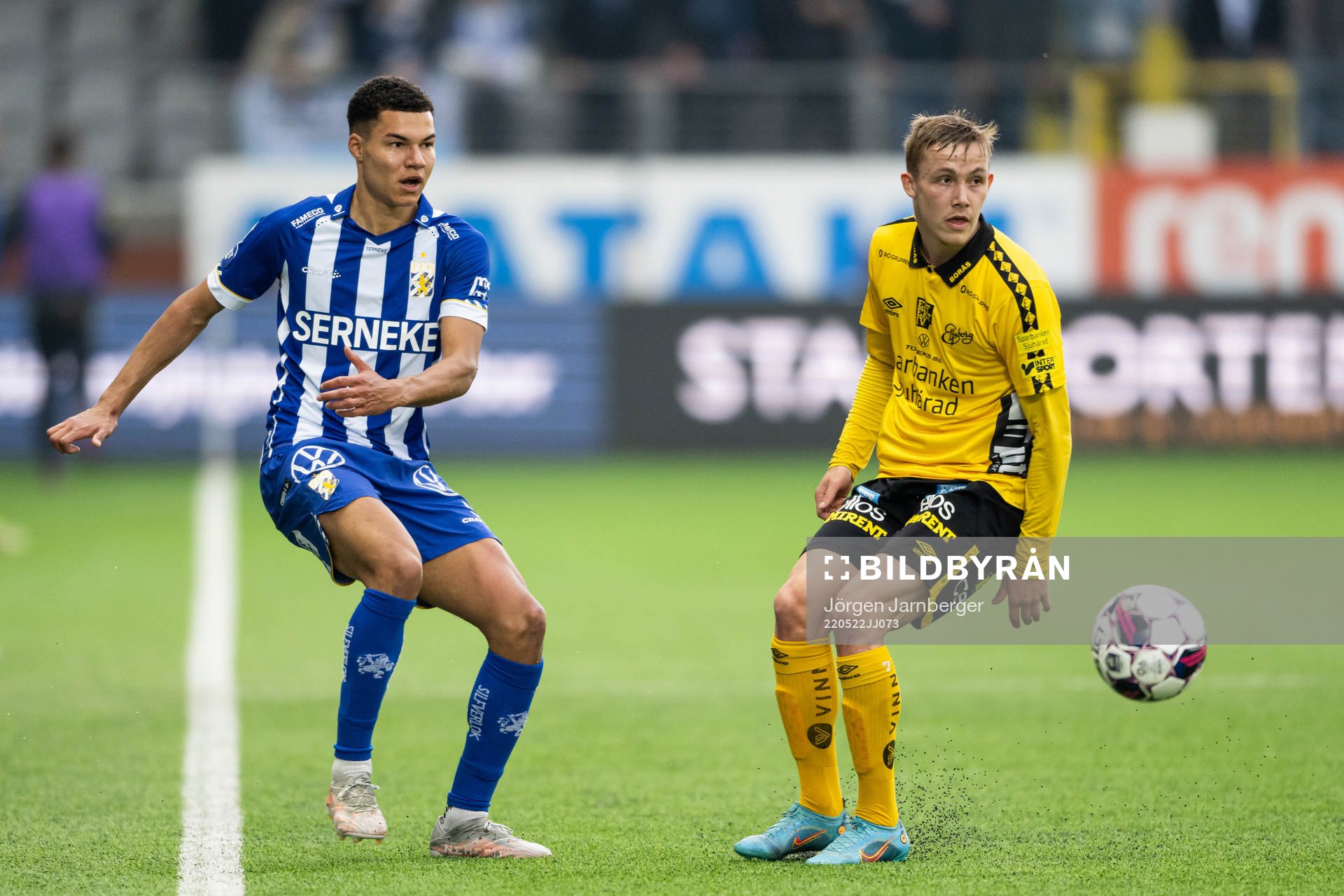 IFK Göteborgs Alexander Jallow och Elfsborgs Jacob Ondrejka