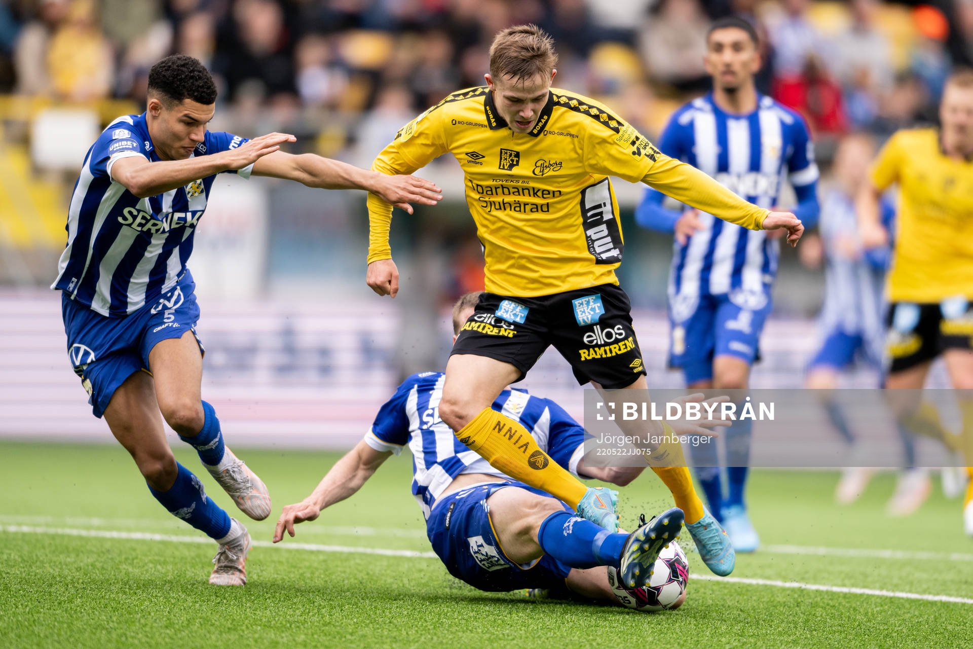 IFK Göteborgs Alexander Jallow och Elfsborgs Jacob Ondrejka