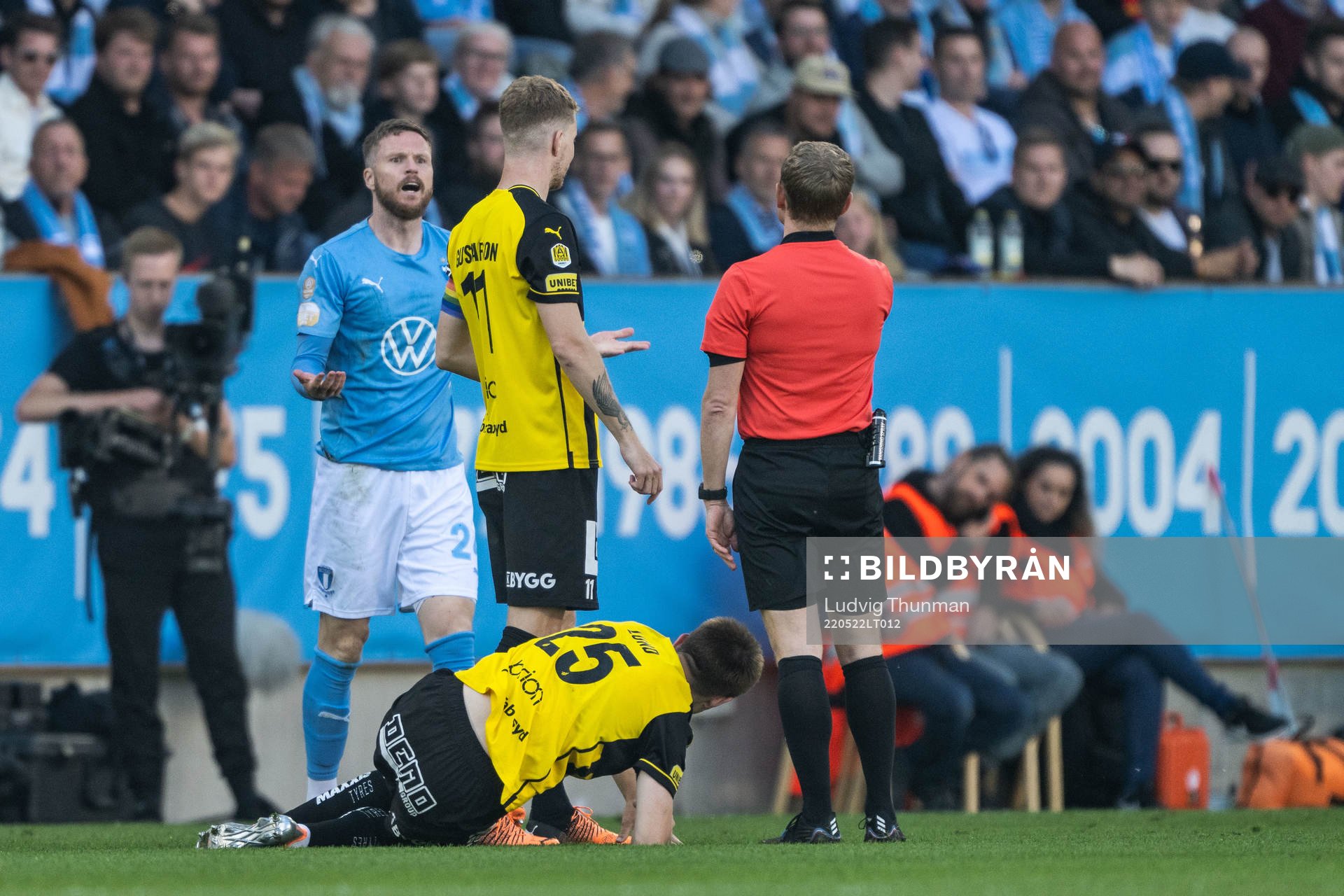 Malmö FFs Lasse Nielsen reagerar