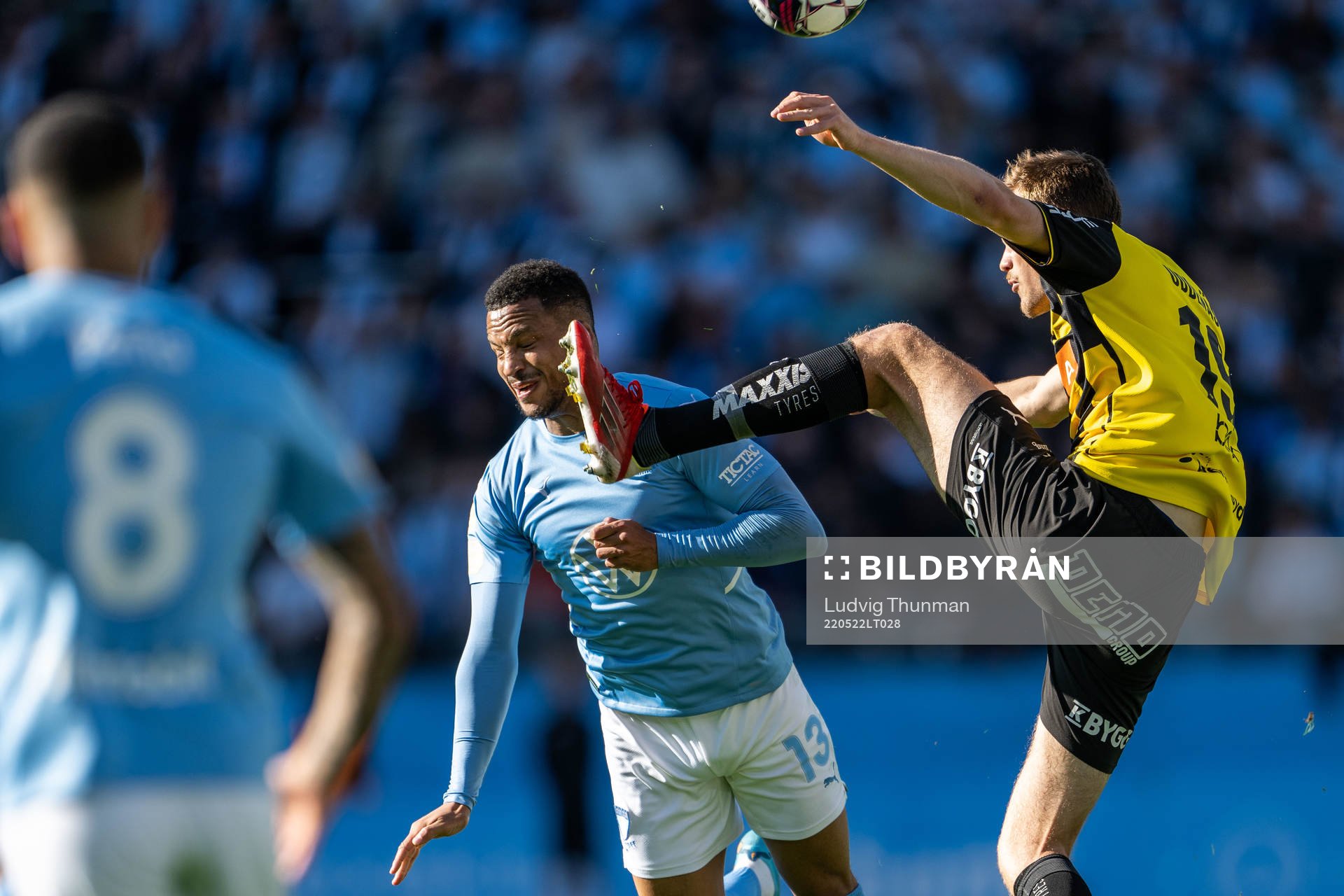 Malmö FFs Martin Olsson och Häckens Oscar Uddenäs