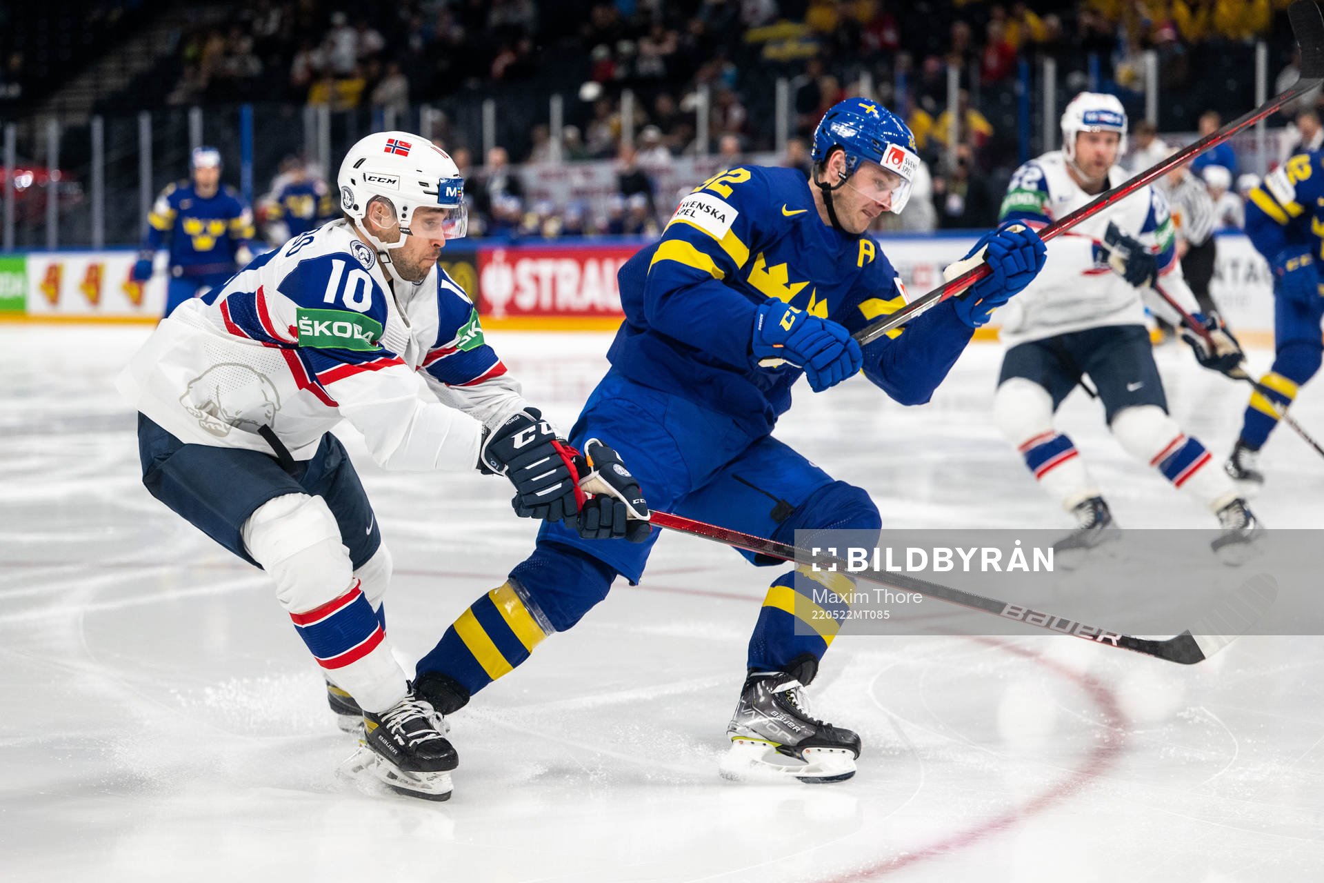 Mattias Nørstebø of Norway and Lucas Wallmark of Sweden