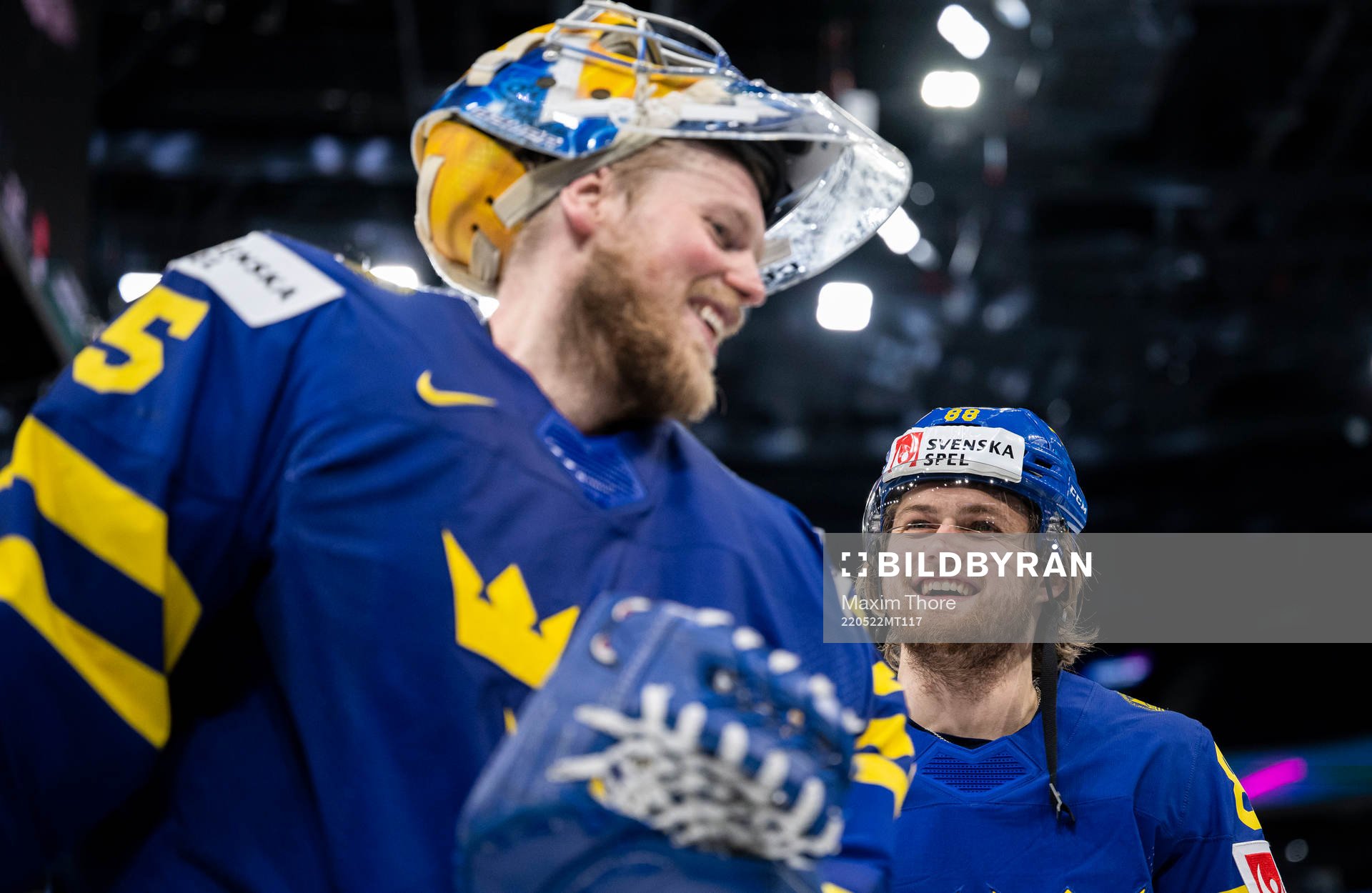 Goaltender Magnus Hellberg and William Nylander of Sweden