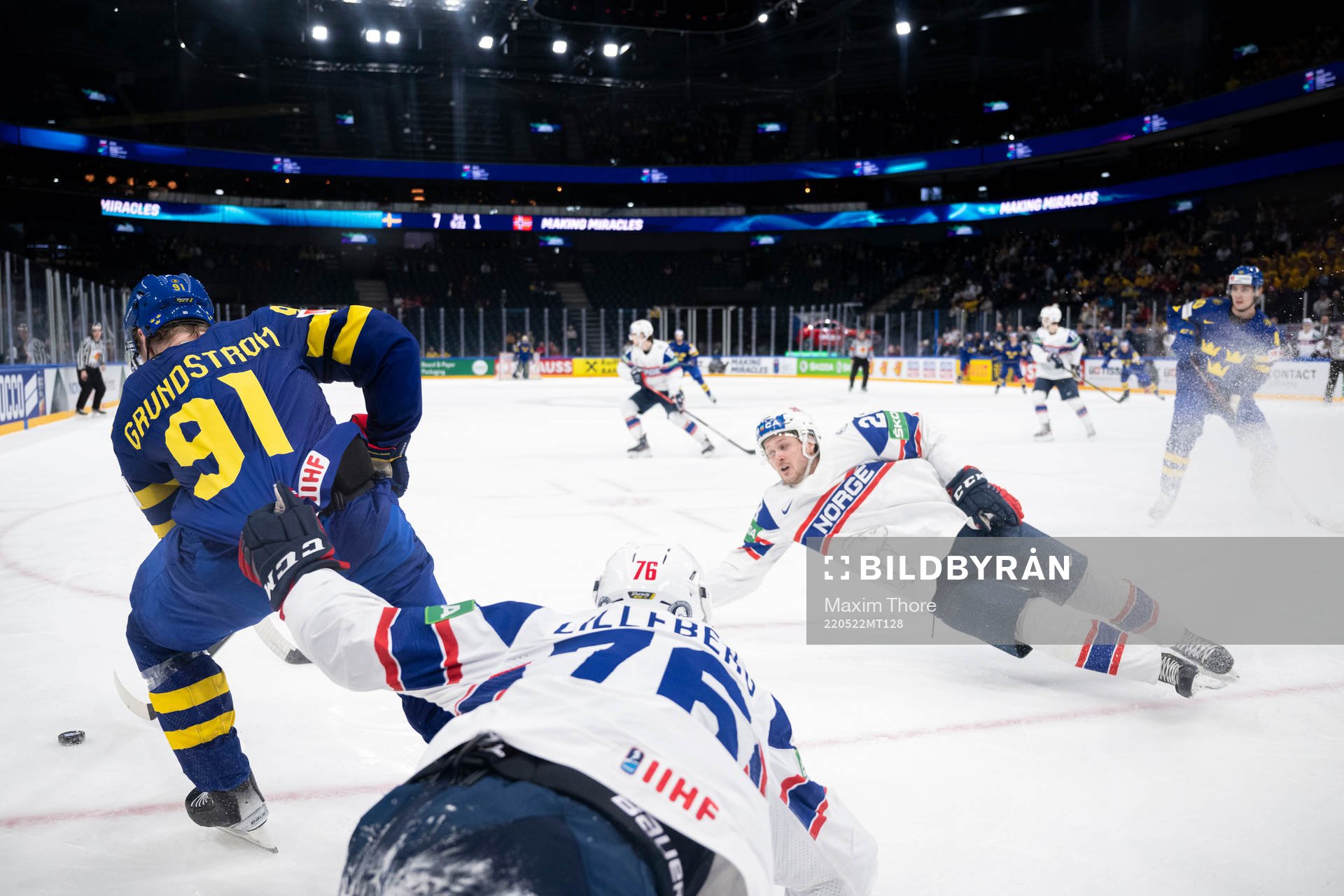 Carl Grundström of Sweden against Emil Martinsen Lilleberg