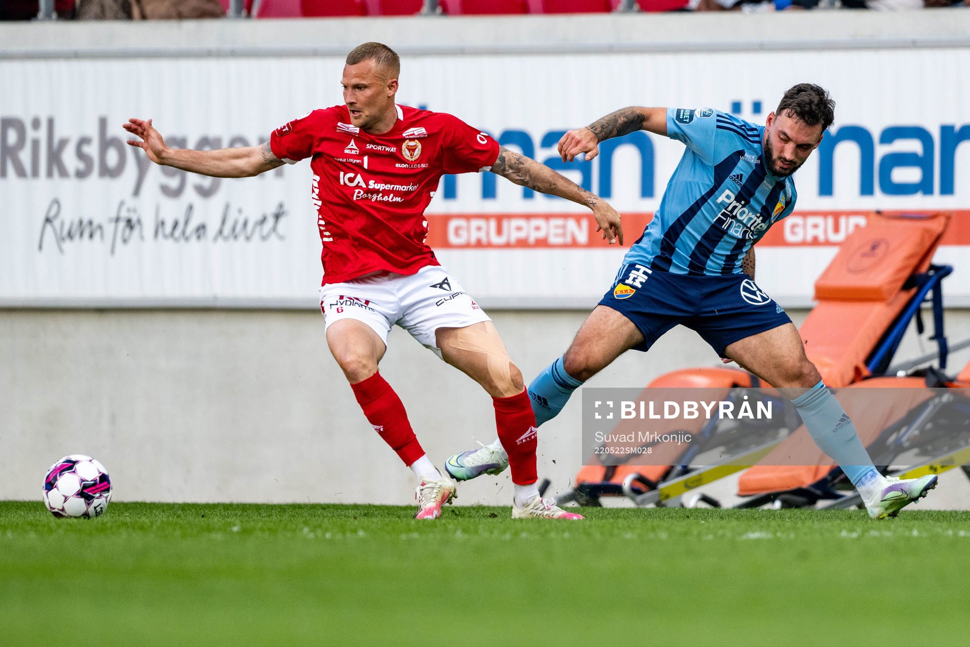 Kalmars Rasmus Sjöstedt och Djurgårdens Sead Haksabanovic